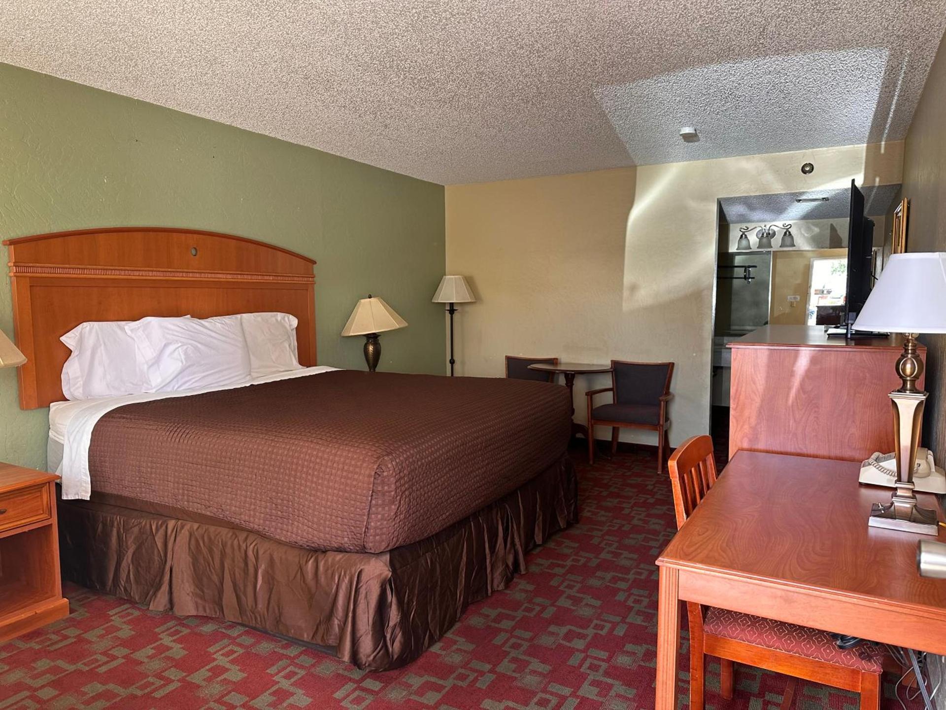 Gateway Lodge photo 12