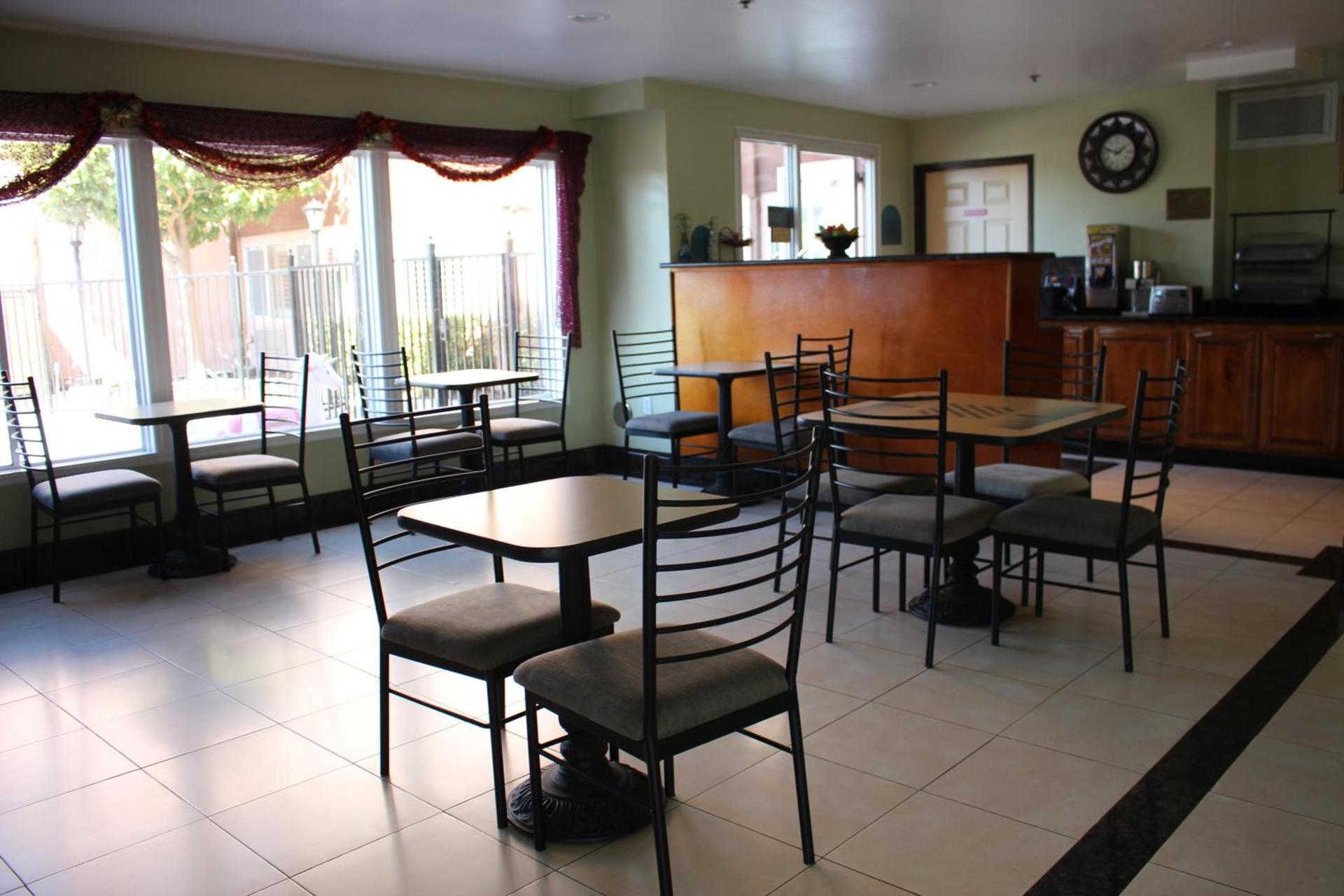 Rodeway Inn & Suites Hayward - Oakland South photo 44