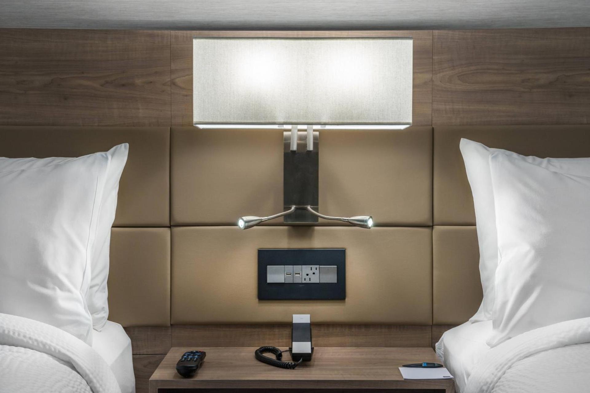 AC Hotel by Marriott Boston Cambridge photo 8