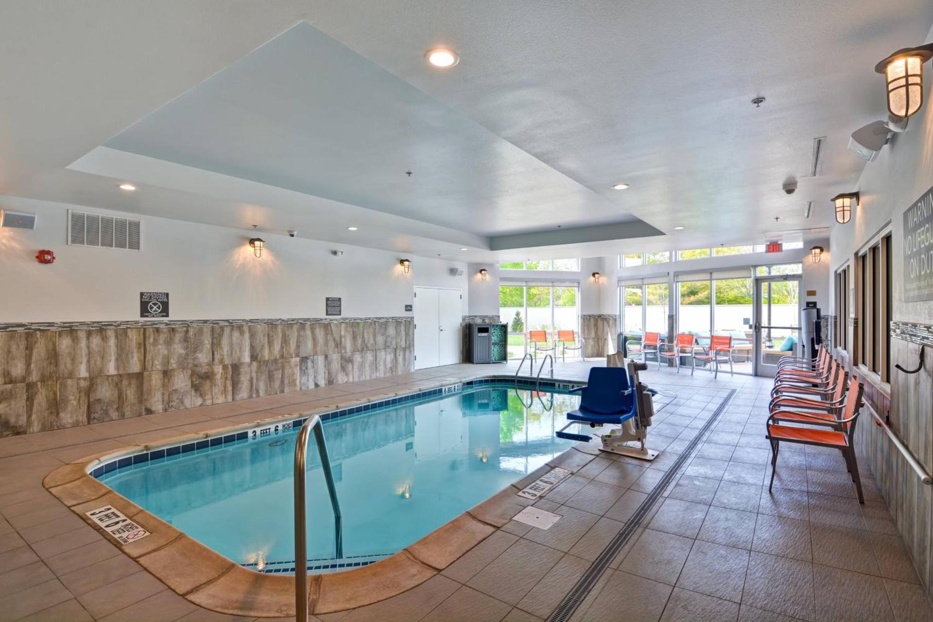 Courtyard by Marriott Long Island Islip/Courthouse Complex photo 30