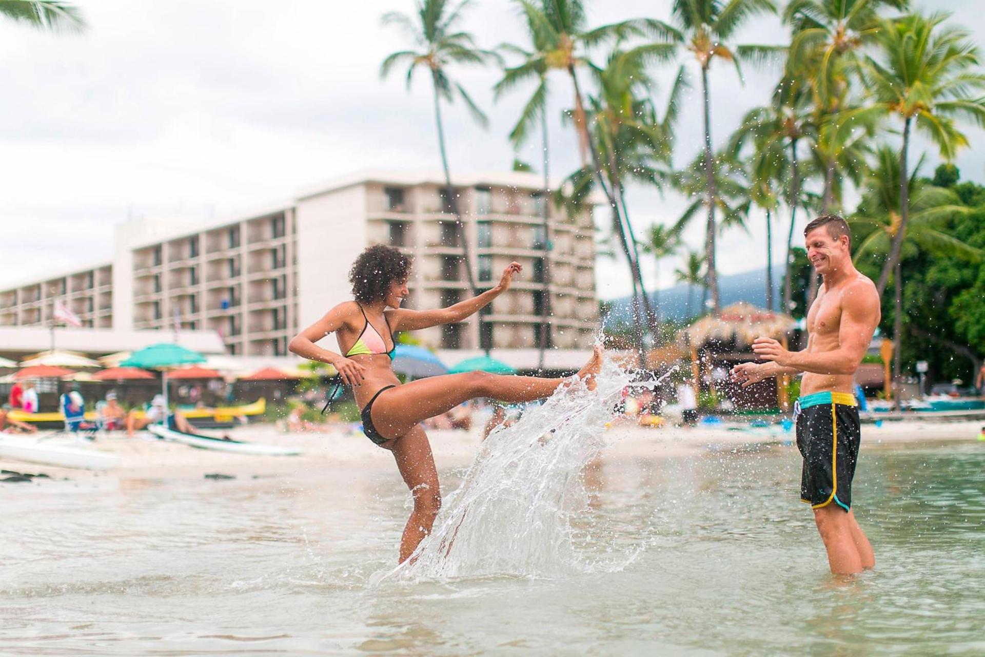 Courtyard by Marriott King Kamehameha's Kona Beach Hotel photo 37
