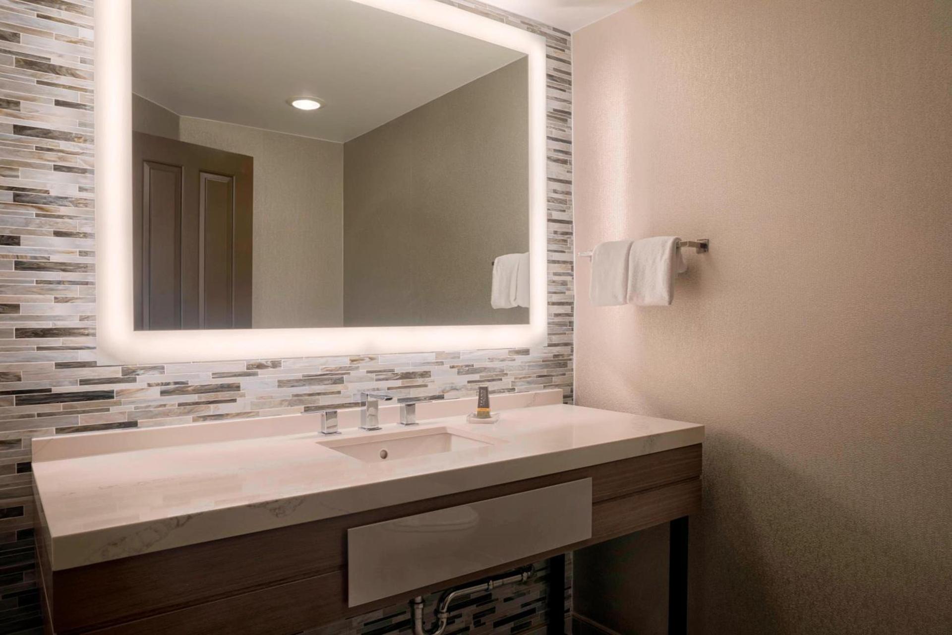 Winston-Salem Marriott photo 22