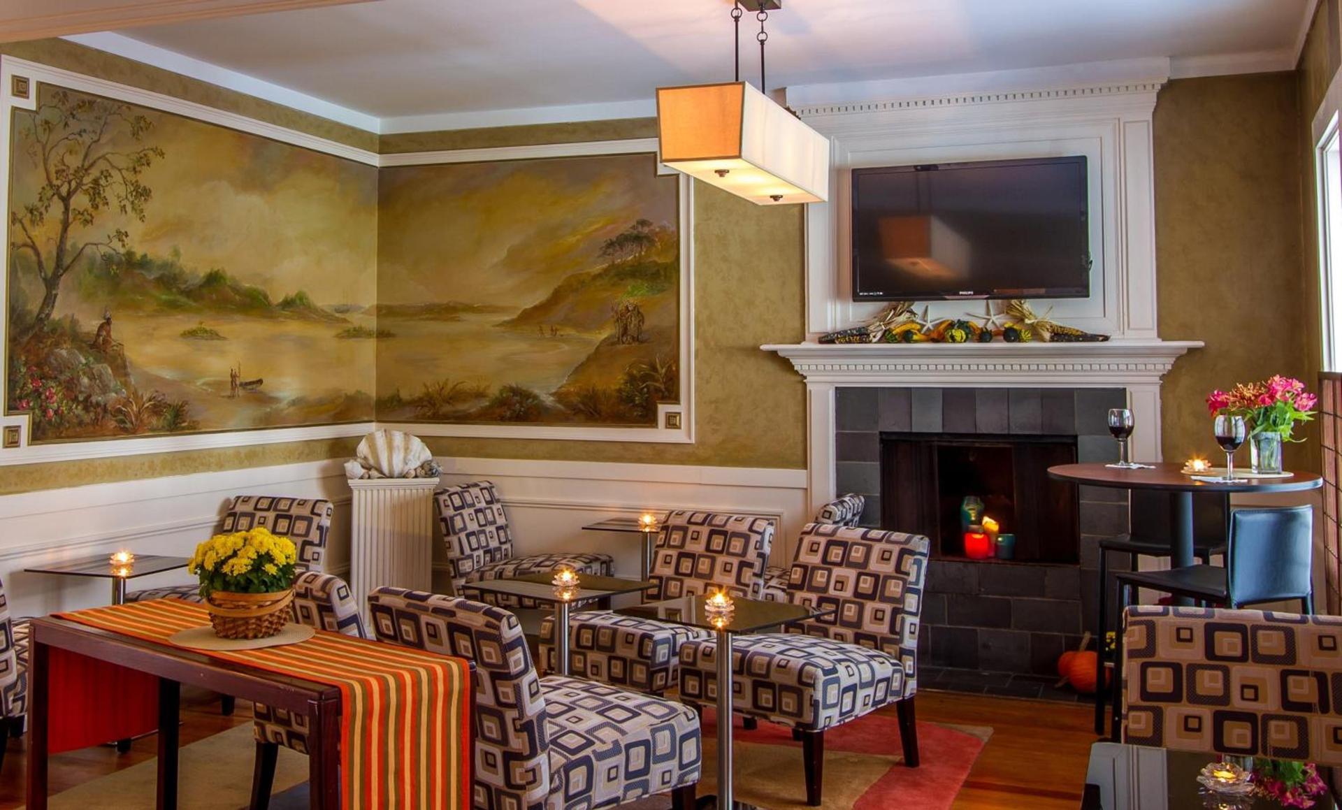 Queen Anne Inn photo 34