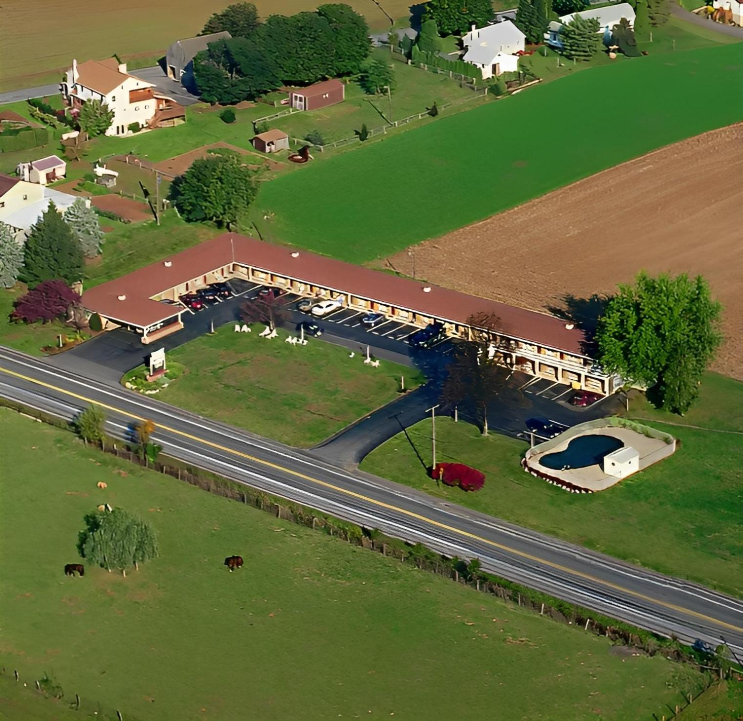 Amish Country Motel photo 11