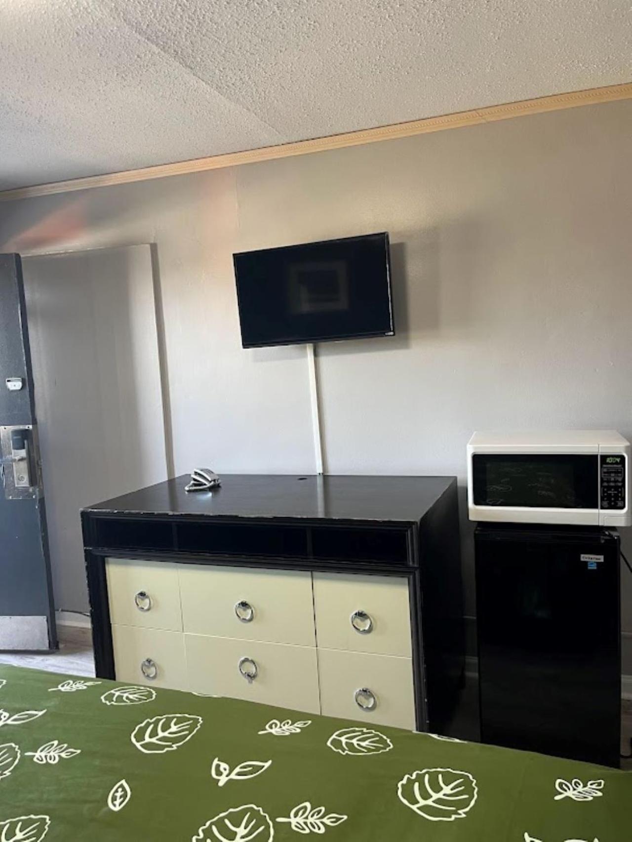 Motel Edgebrook Chicago North Shore By Oyo photo 2