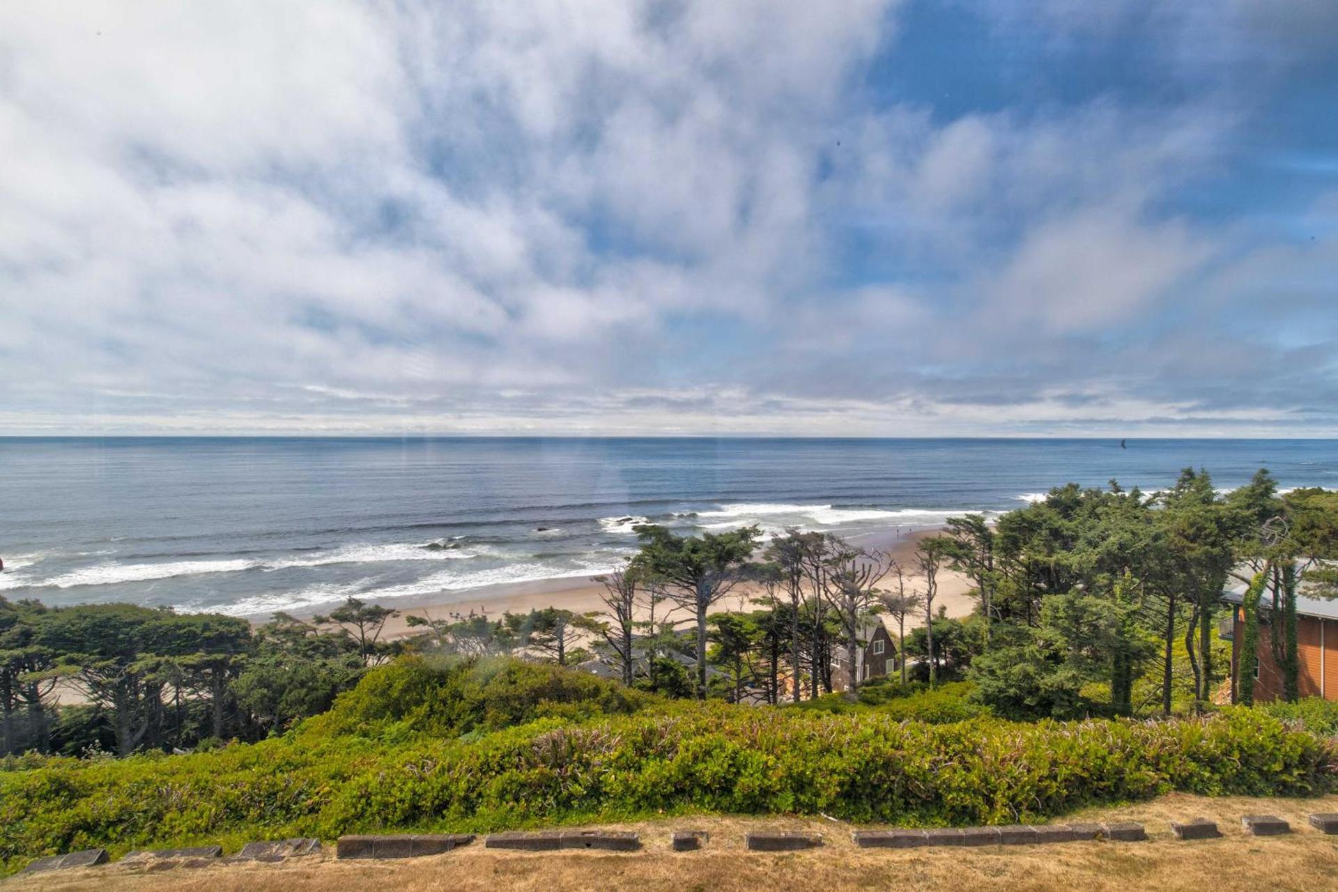 Ester Lee Oceanview Inn photo 2