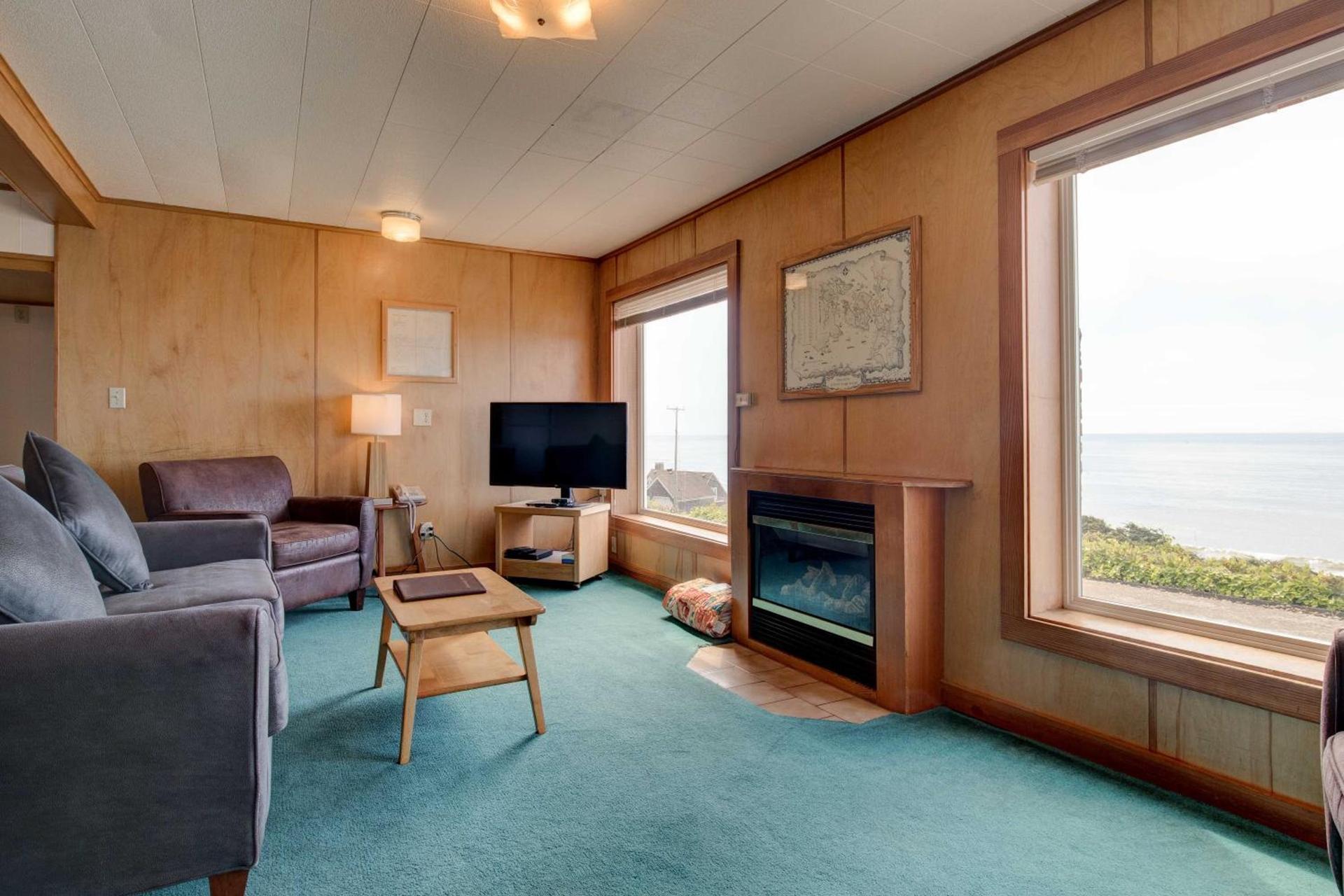 Ester Lee Oceanview Inn photo 29