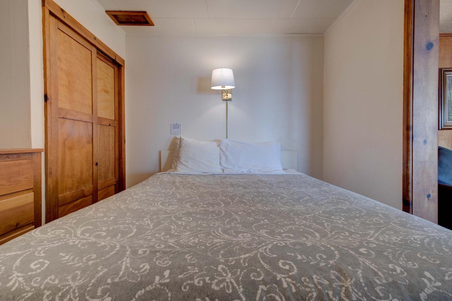 Ester Lee Oceanview Inn photo 38