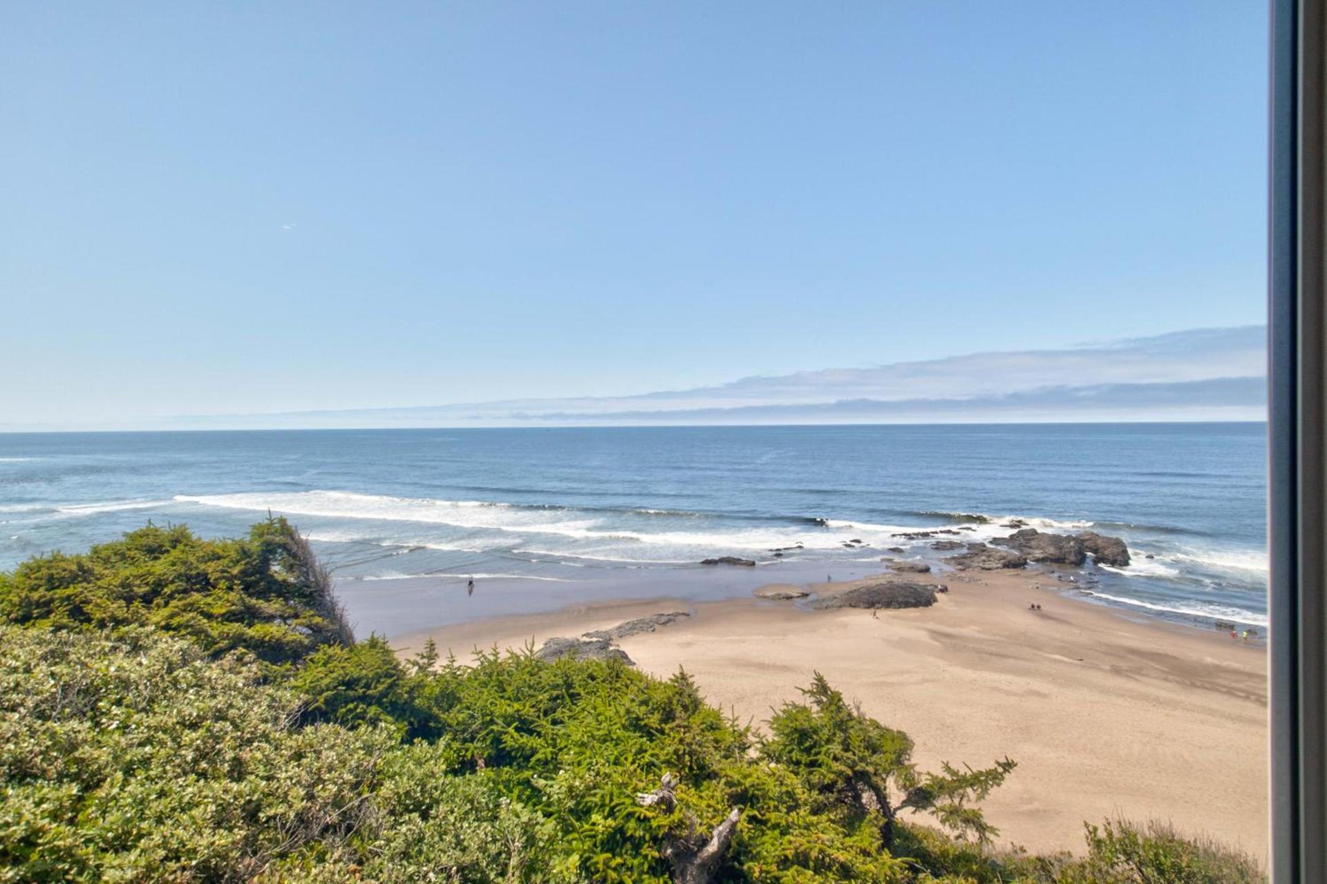 Ester Lee Oceanview Inn photo 42