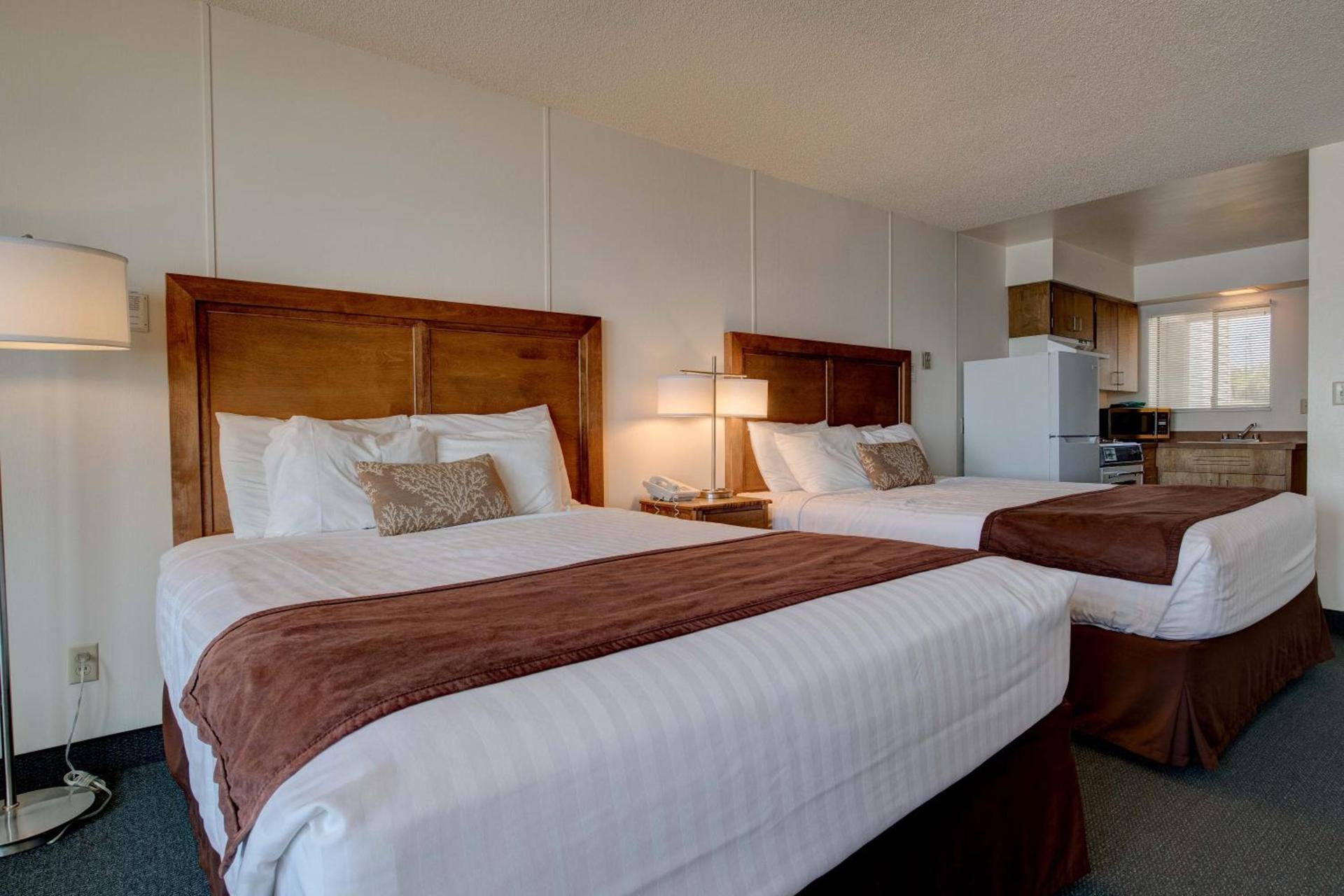 Ester Lee Oceanview Inn photo 4