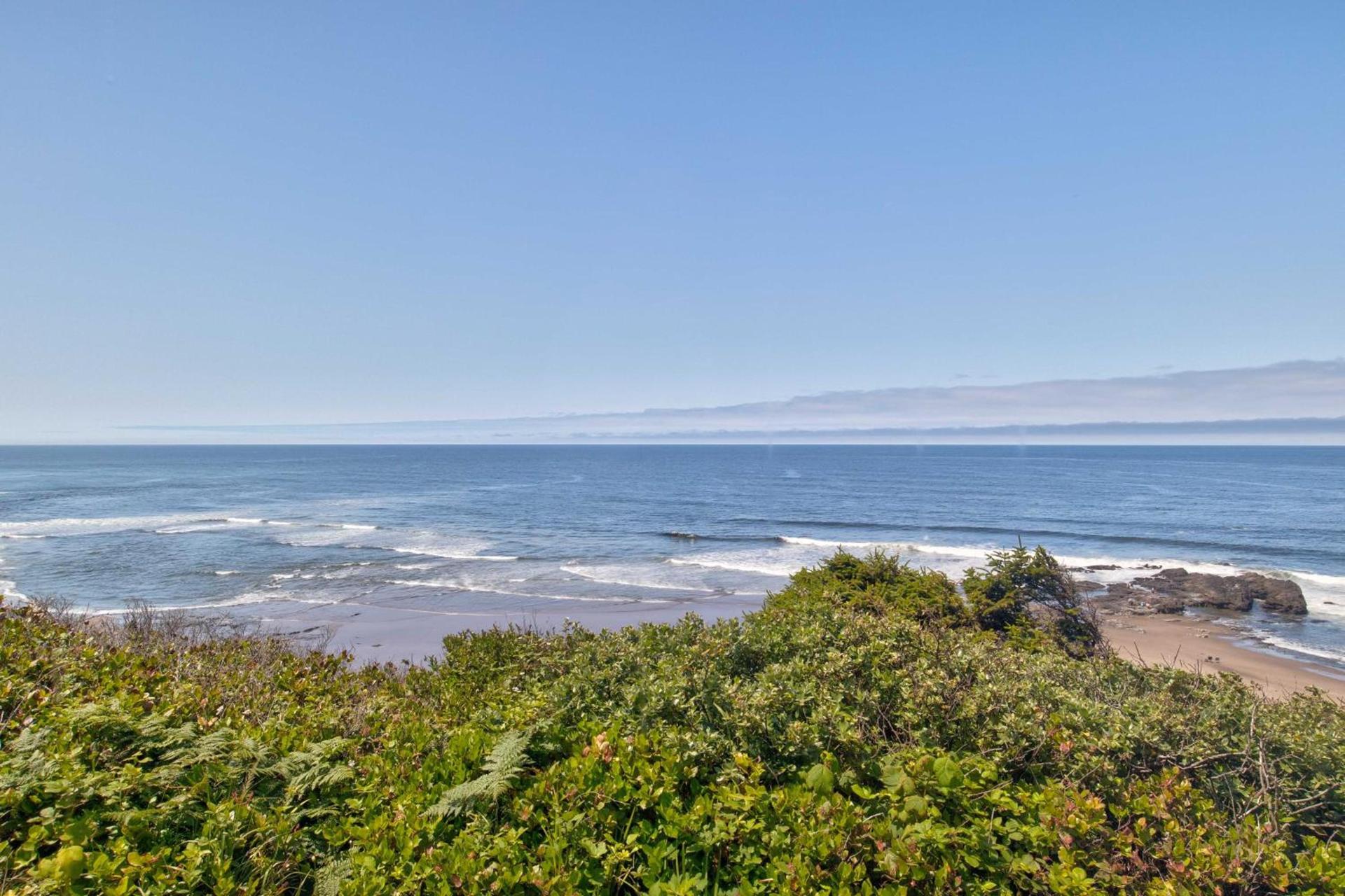Ester Lee Oceanview Inn photo 45