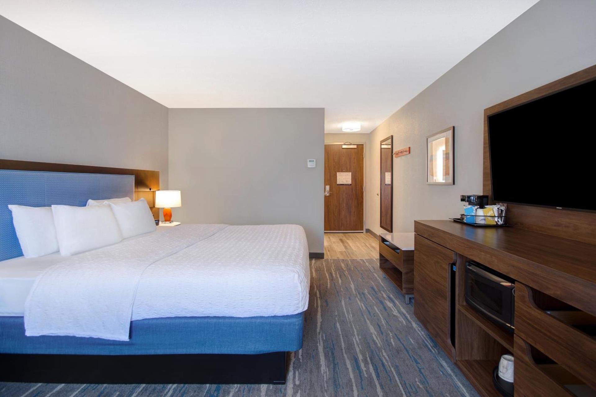 Hampton Inn & Suites Dayton-Vandalia photo 7