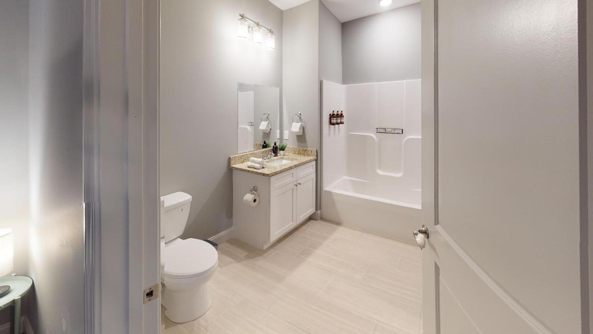 Viewpoint Condominiums photo 52