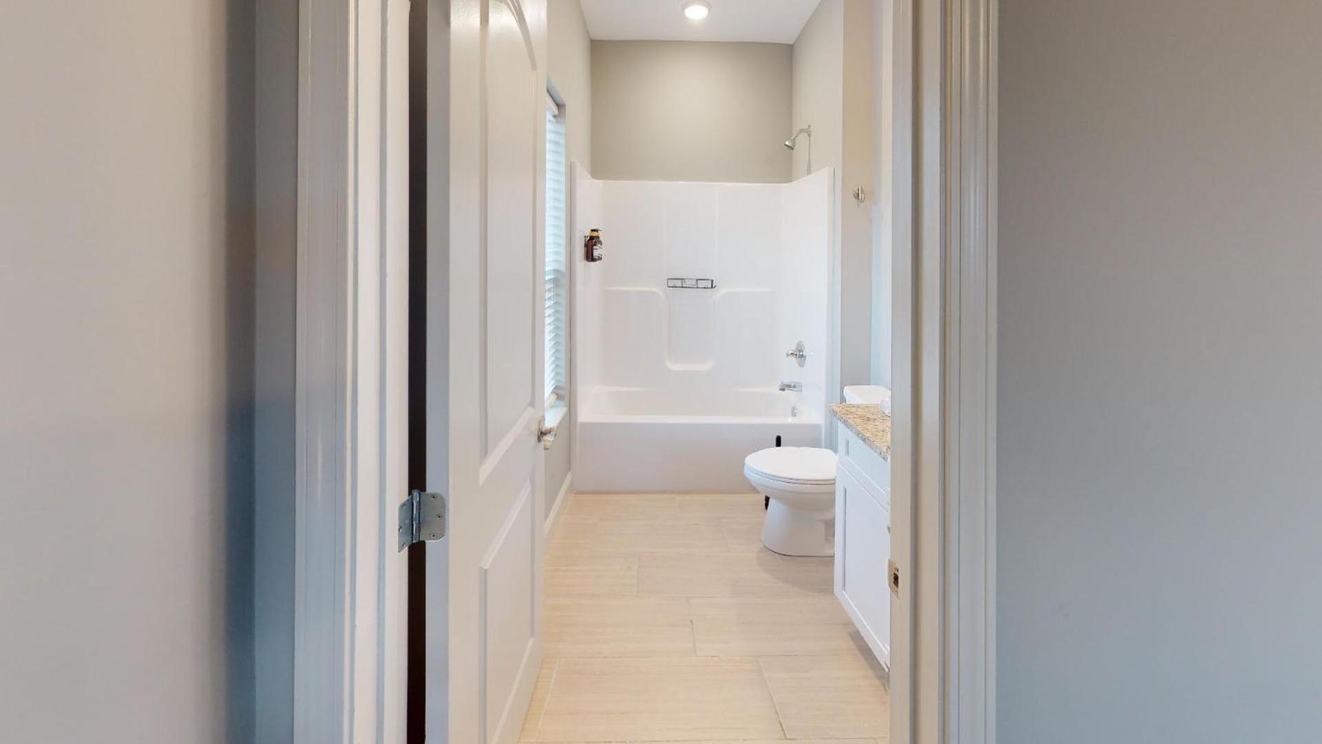 Viewpoint Condominiums photo 56