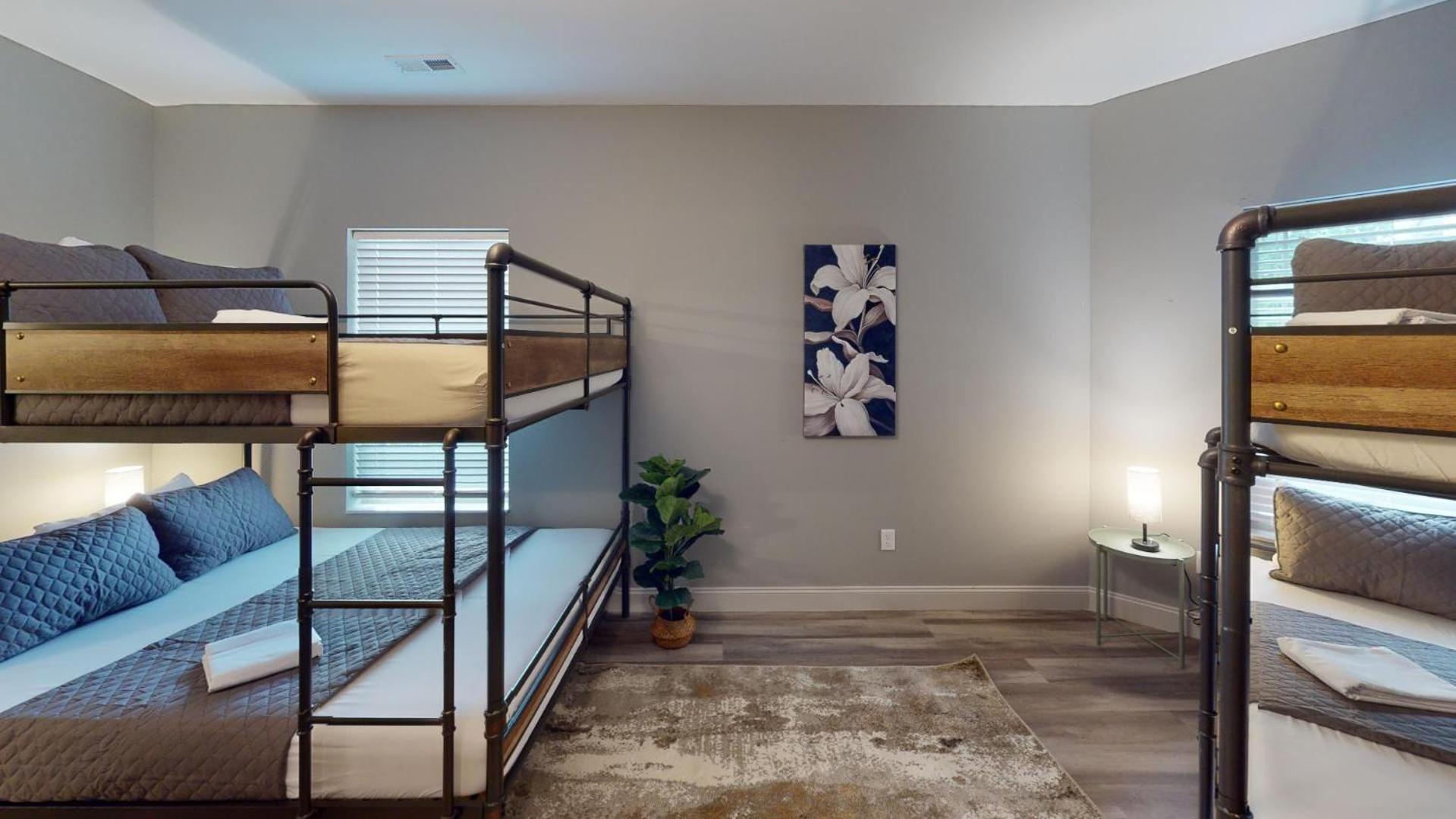 Viewpoint Condominiums photo 21