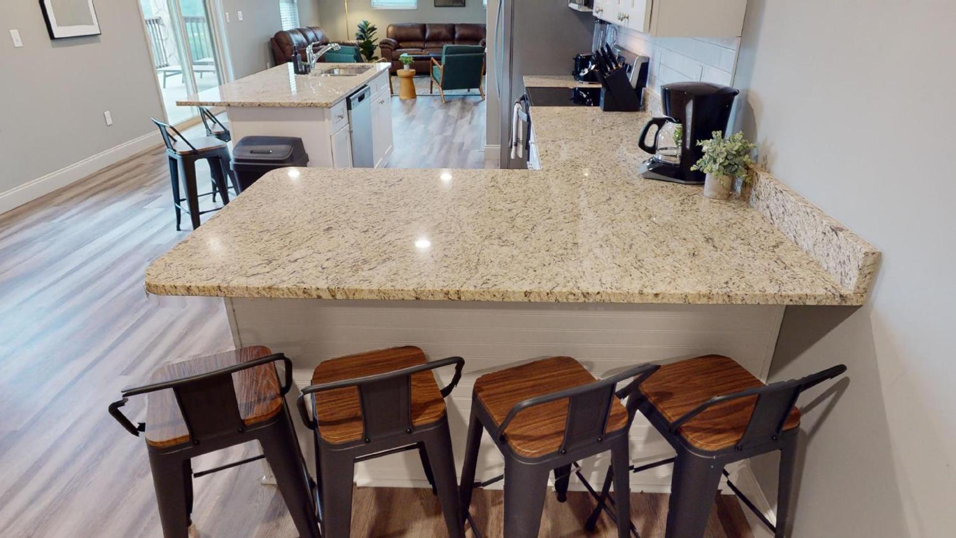 Viewpoint Condominiums photo 18