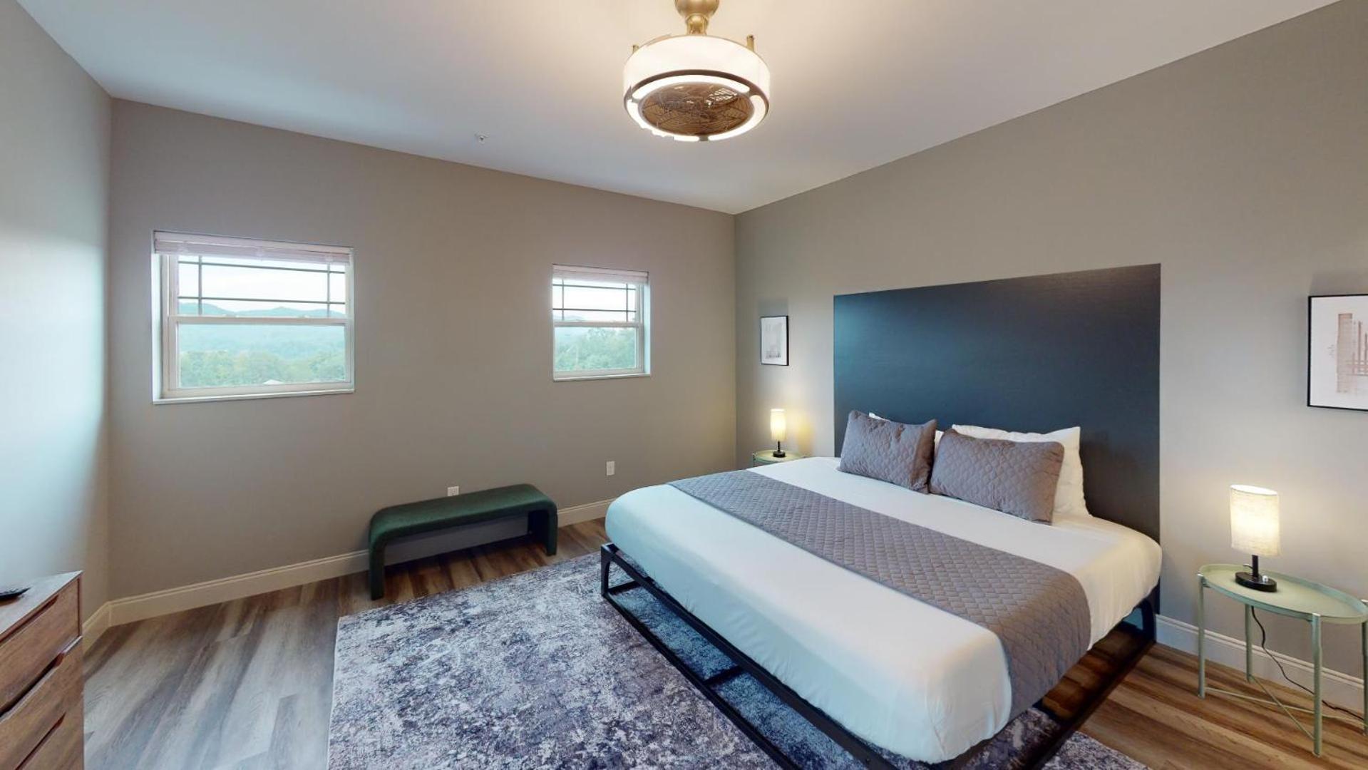 Viewpoint Condominiums photo 22