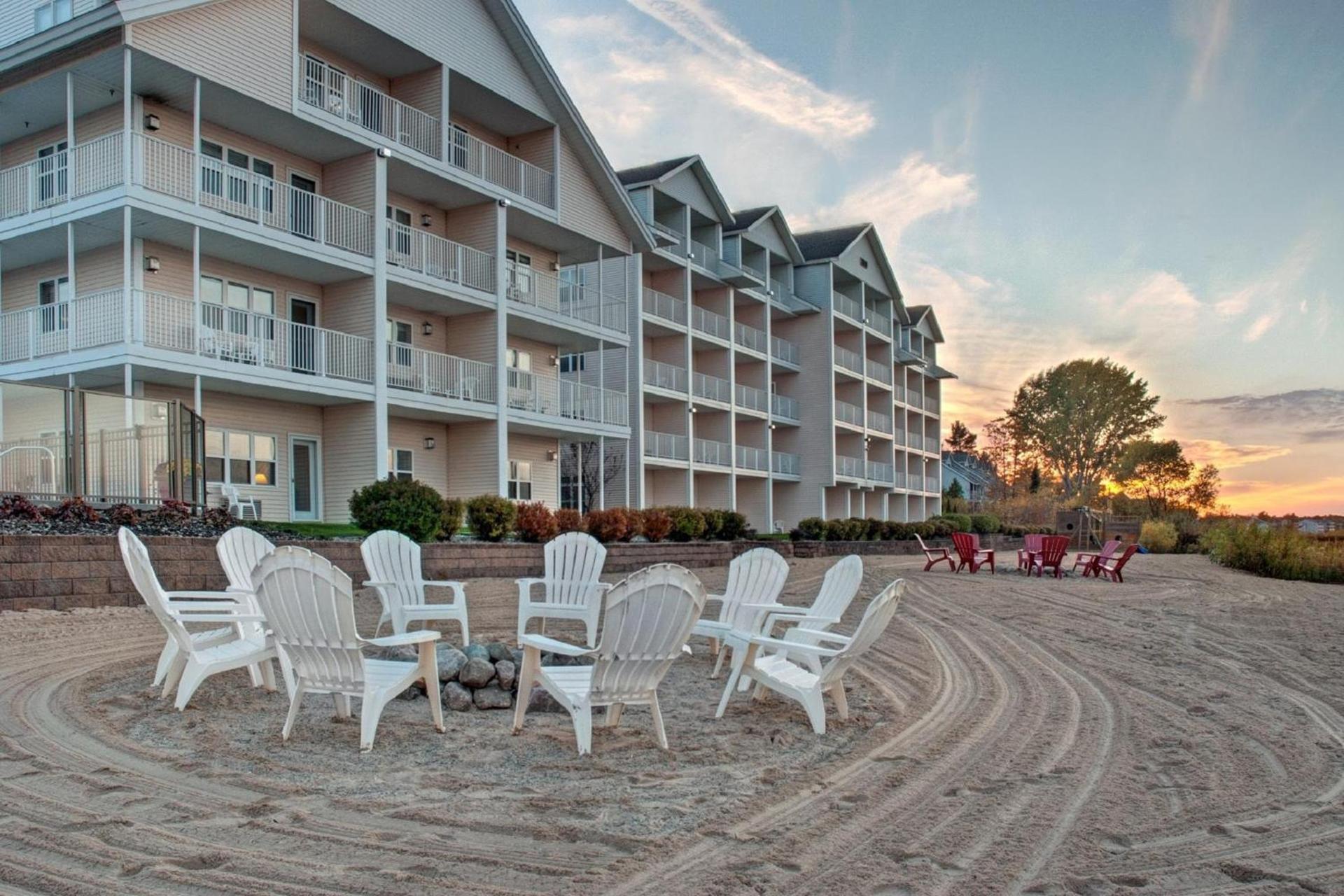 Cherry Tree Inn & Suites photo 11
