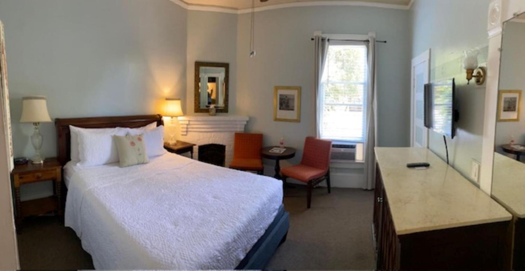 Cherokee Lodge photo 32