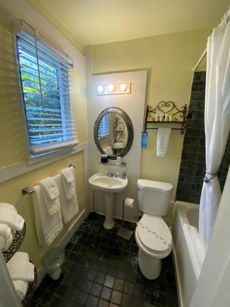 Cherokee Lodge photo 33