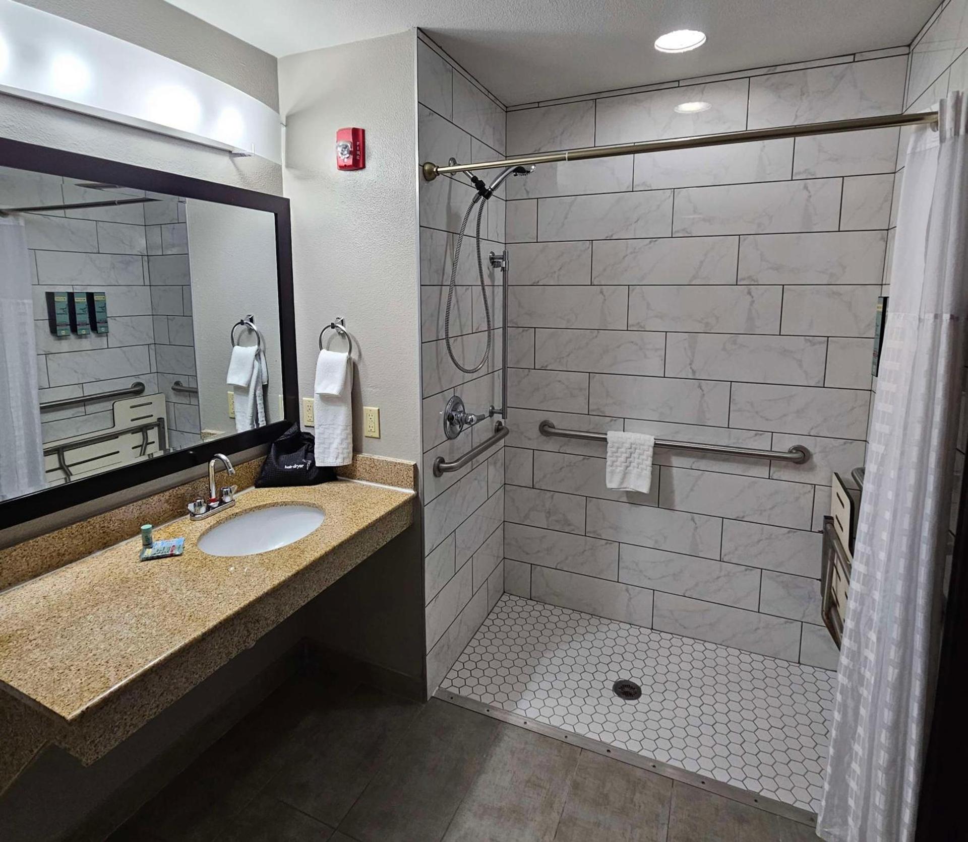 Best Western Eastland photo 24