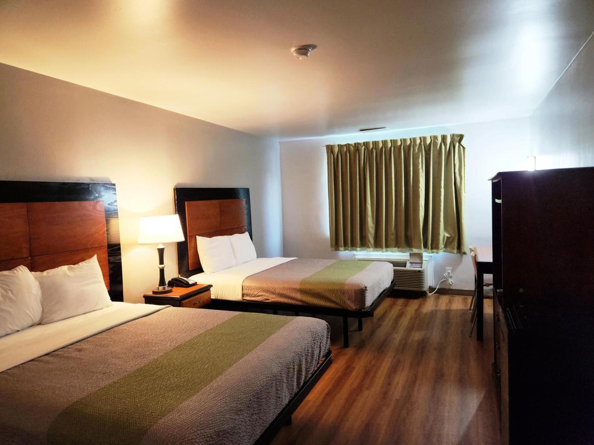 Motel 6-Ennis, TX photo 23