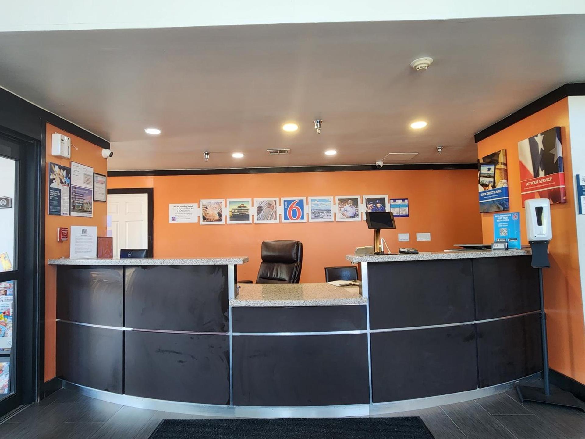 Motel 6-Ennis, TX photo 54