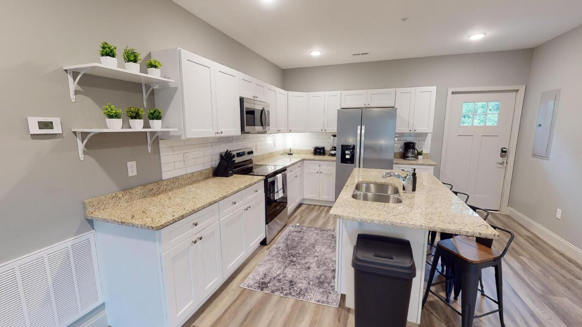 Viewpoint Condominiums photo 16
