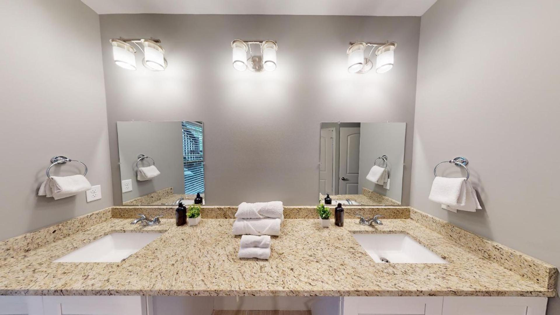 Viewpoint Condominiums photo 50