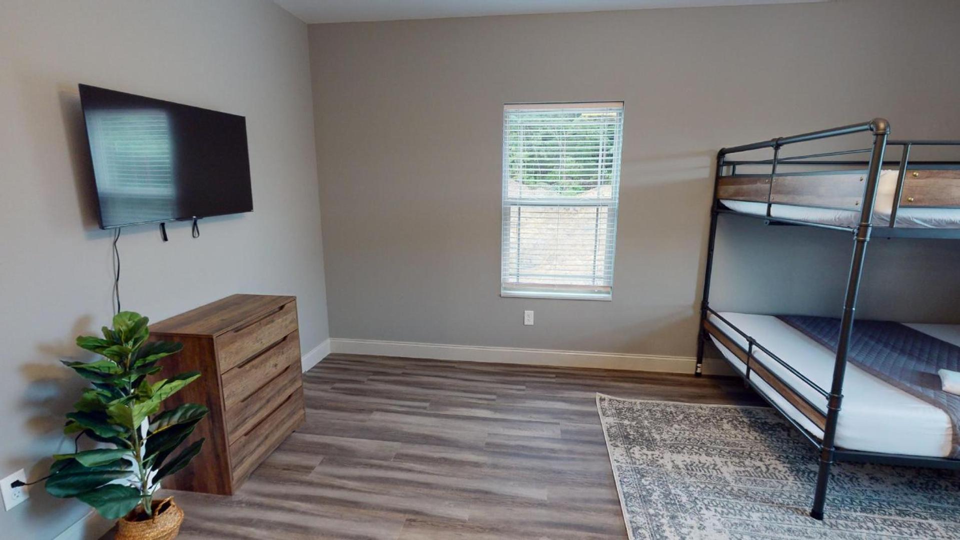 Viewpoint Condominiums photo 48