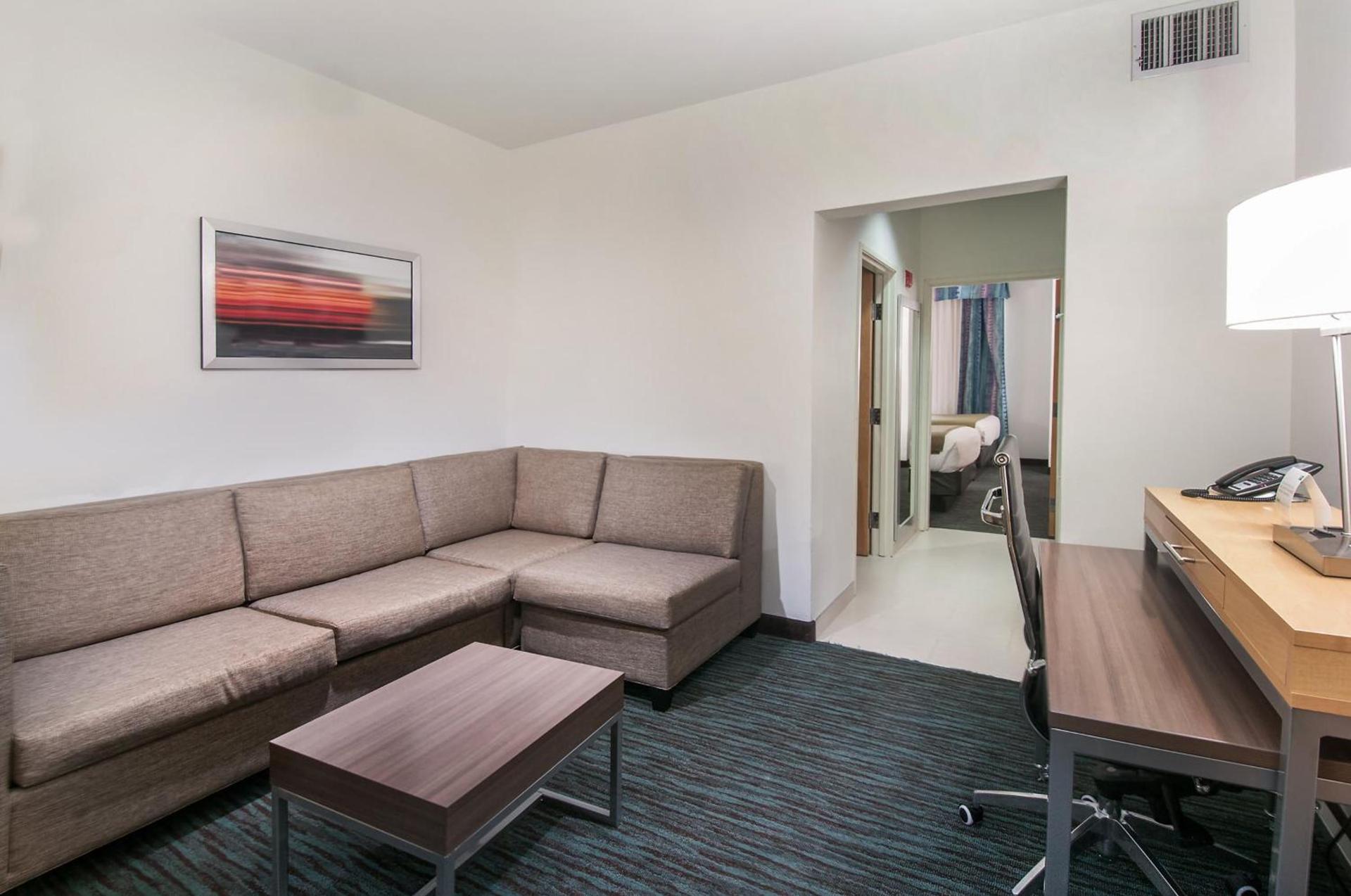Holiday Inn Express Hotel & Suites San Antonio - Rivercenter Area by IHG photo 51