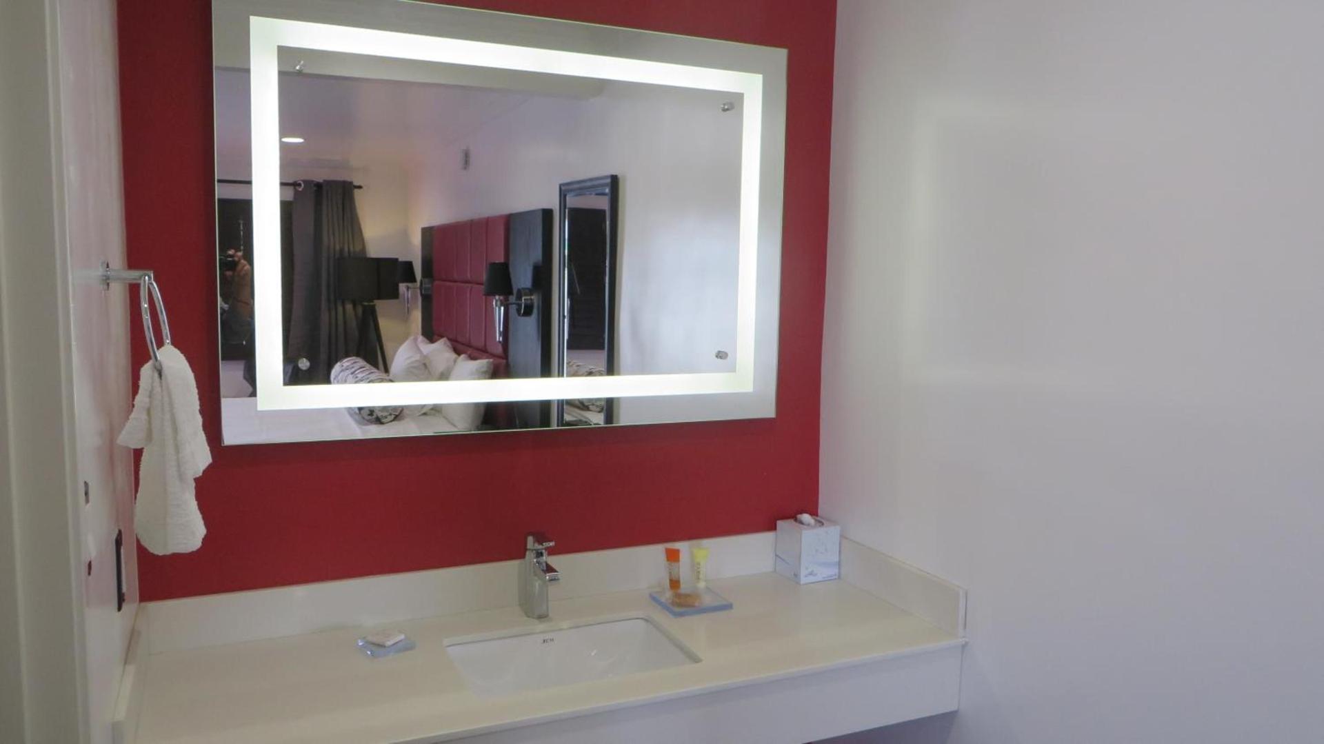 Legend Hotel Hollywood photo 18