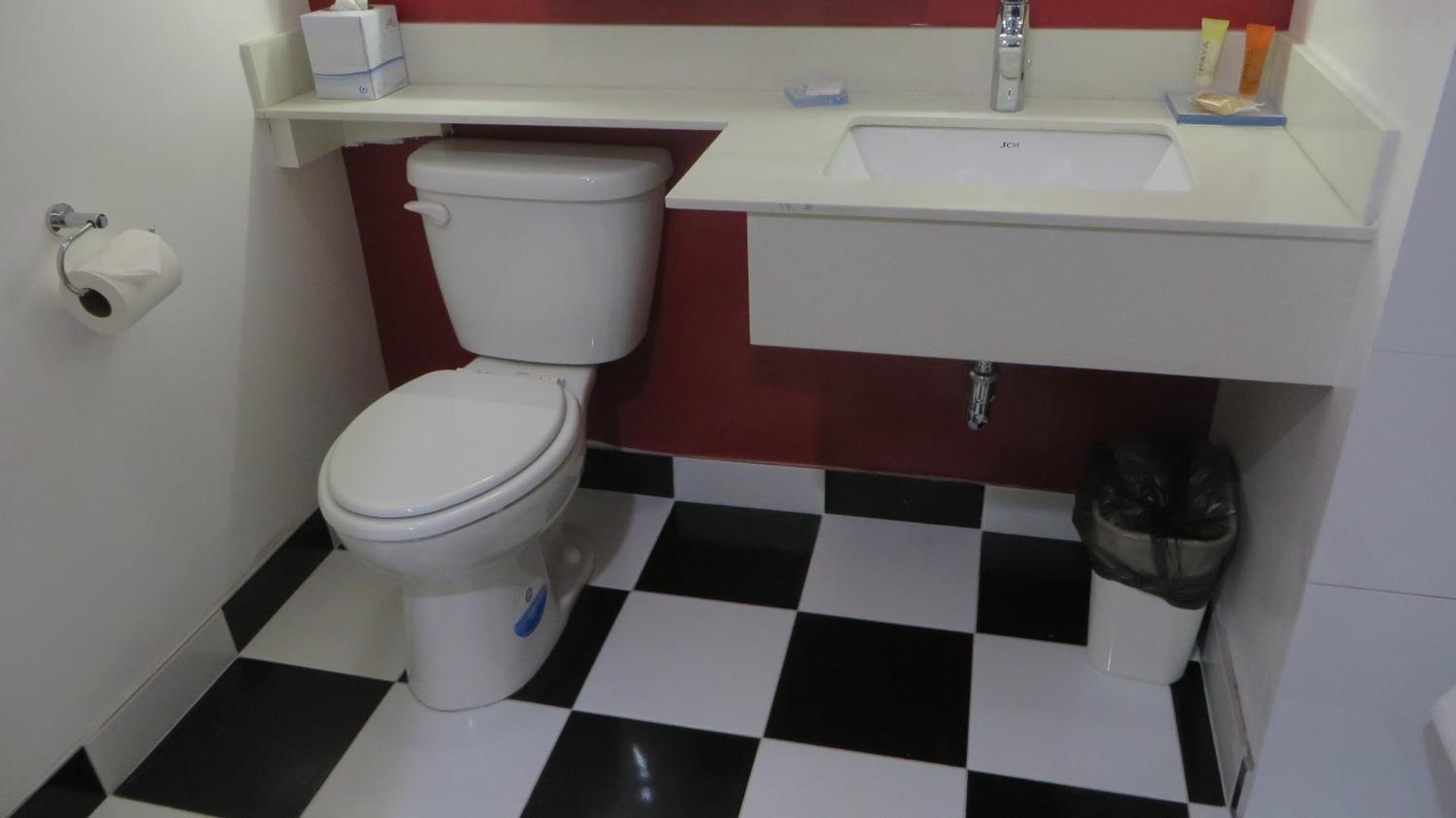 Legend Hotel Hollywood photo 22