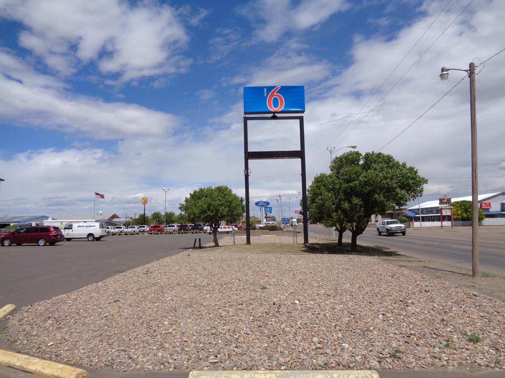 Motel 6 Dumas, TX photo 10
