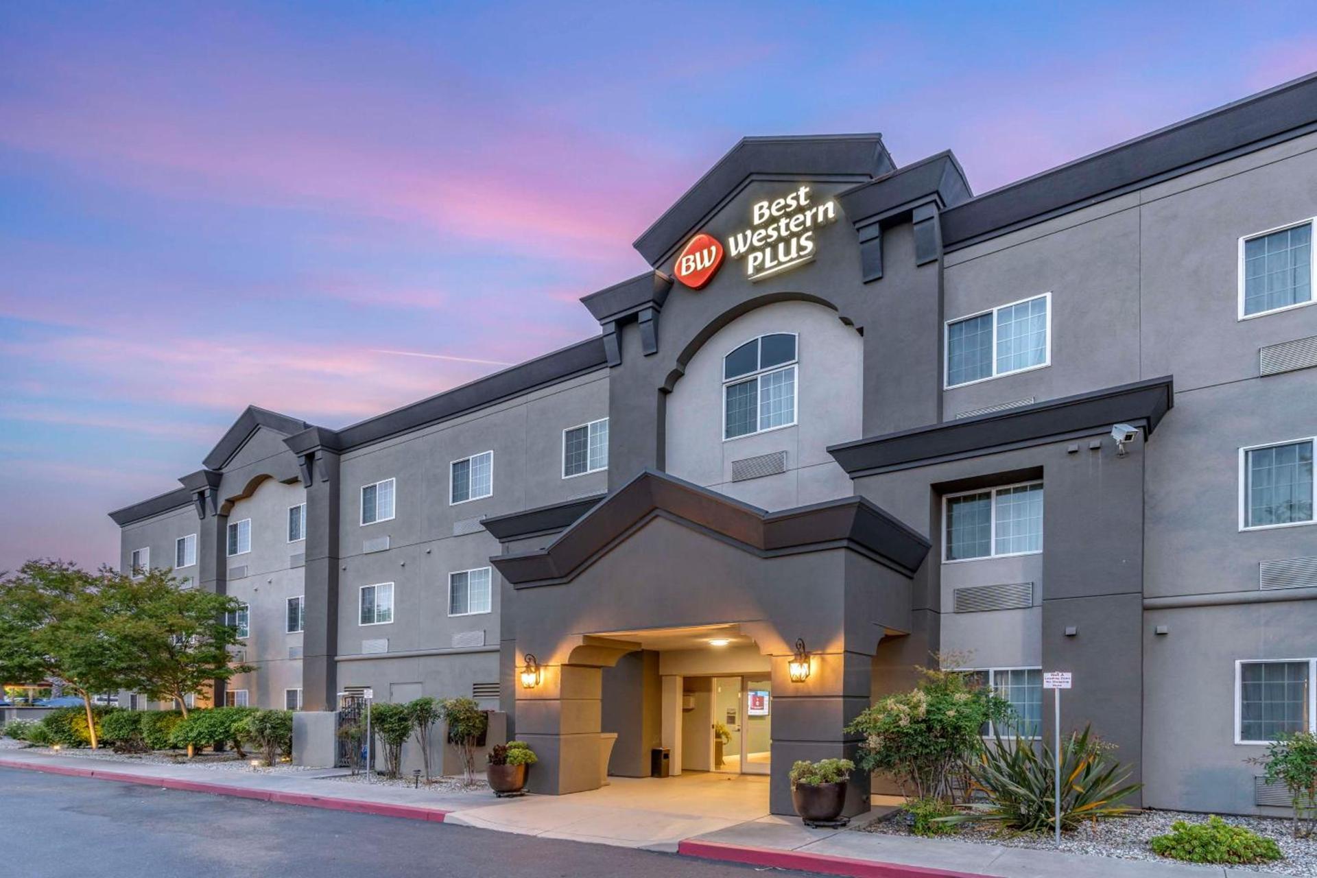 Best Western Plus Vineyard Inn — hotel in Livermore