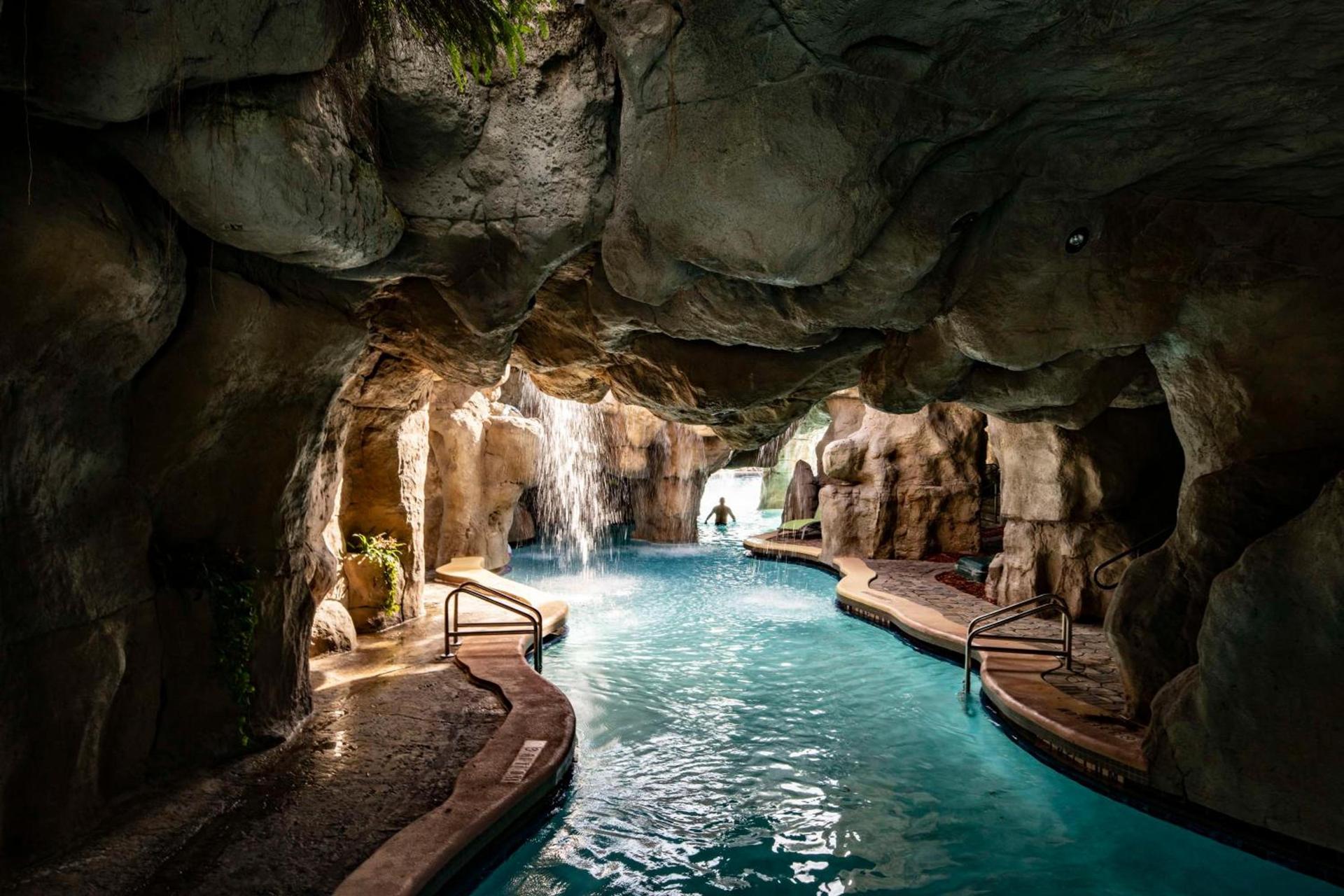 Hyatt Regency Grand Cypress Resort - Free Shuttle to Theme Parks! photo 5