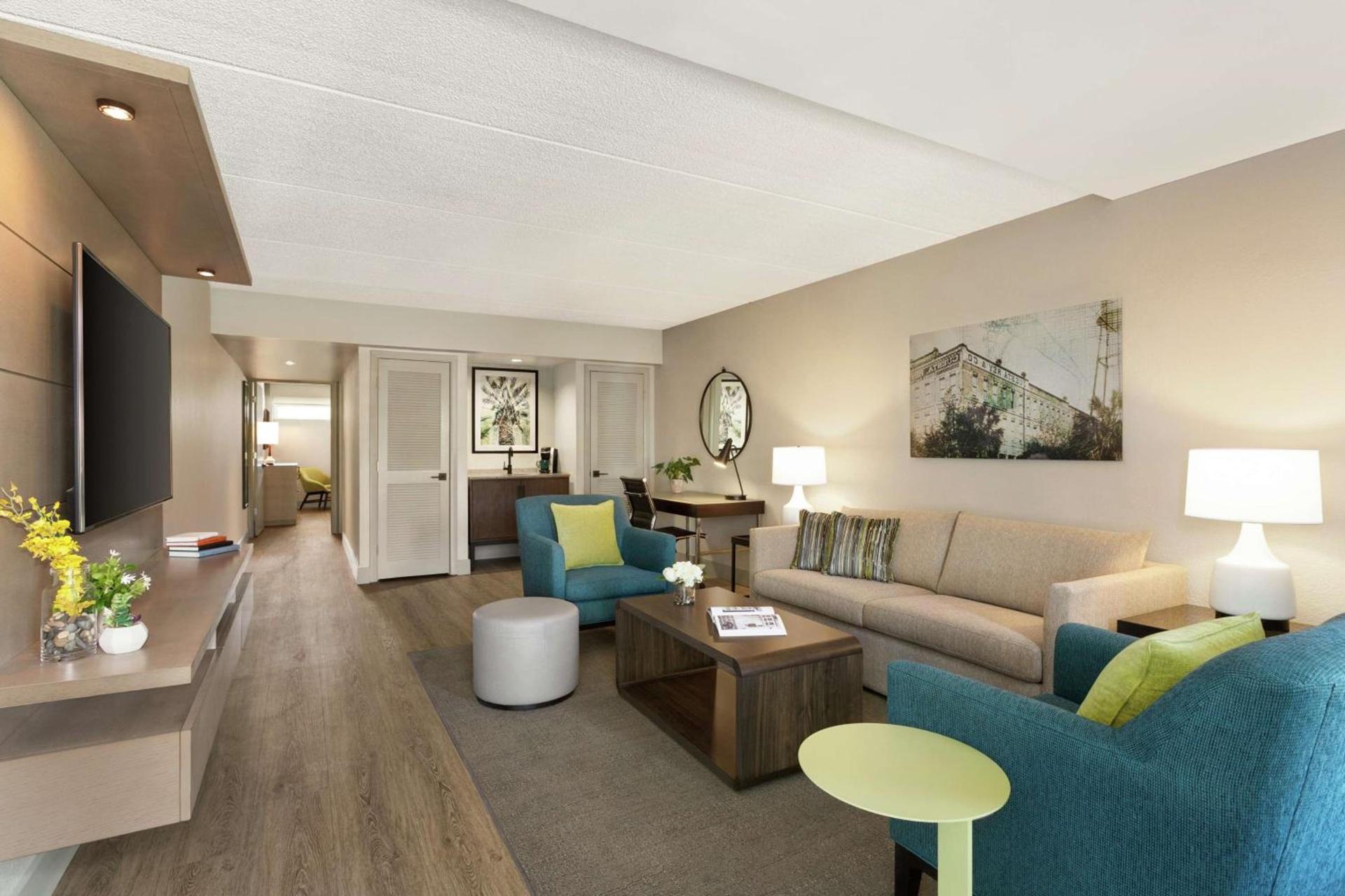 Hotel Alba Tampa, Tapestry Collection By Hilton photo 62