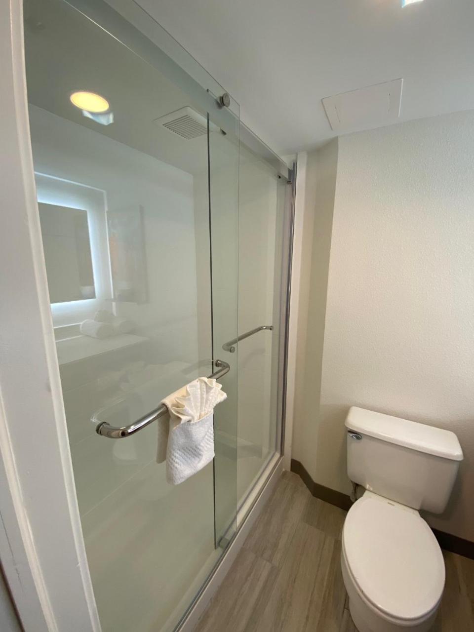 MainStay Suites Horsham - Philadelphia photo 28