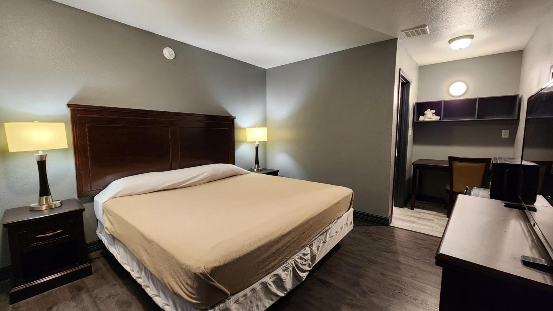Harmony Inn and Suites photo 4