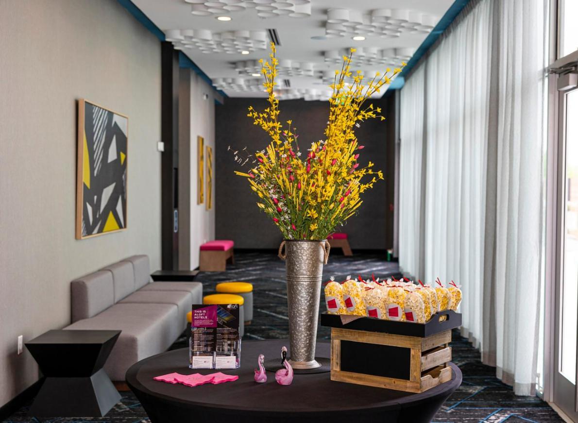 Aloft by Marriott Dallas DFW Airport Grapevine photo 10