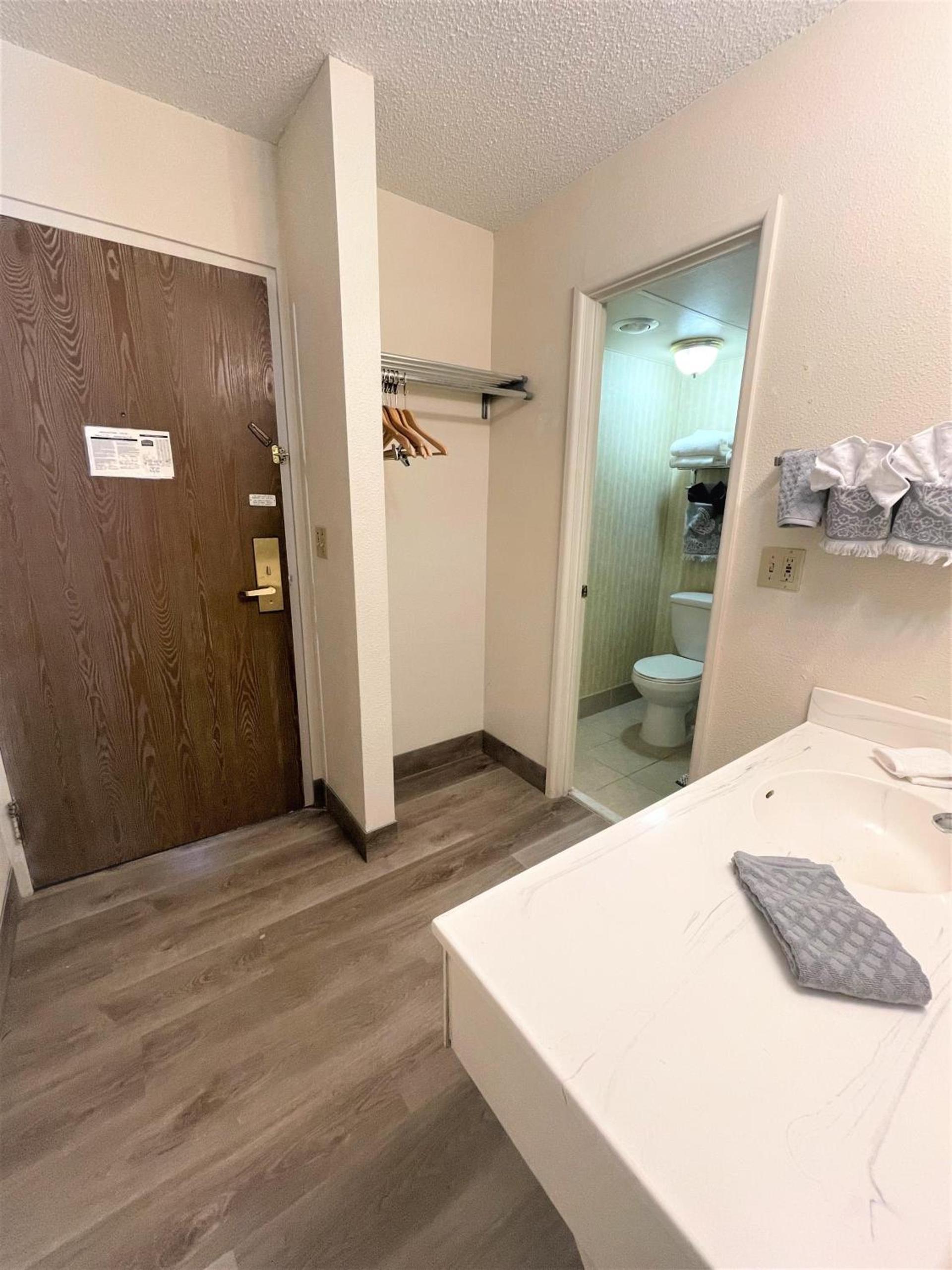 FairBridge Extended Stay, a Kitchenette Hotel photo 35