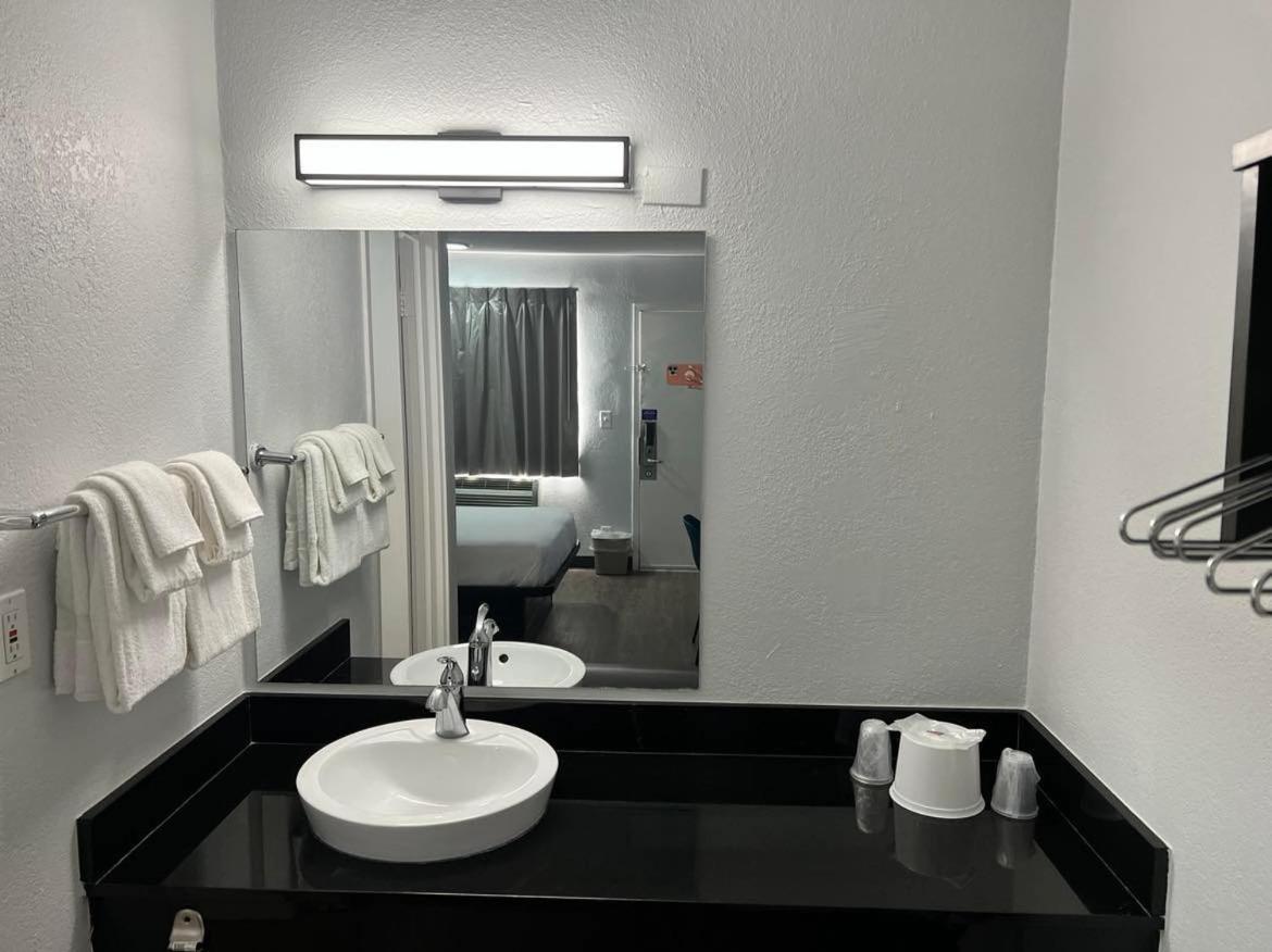 Motel 6-Lakeland, FL photo 17