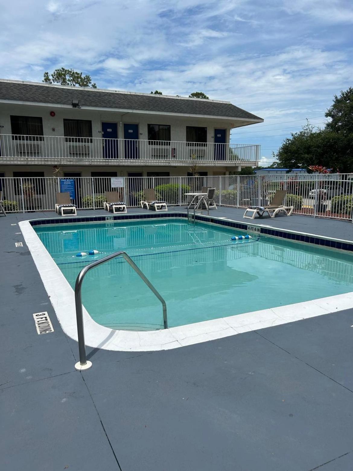 Motel 6-Lakeland, FL photo 3
