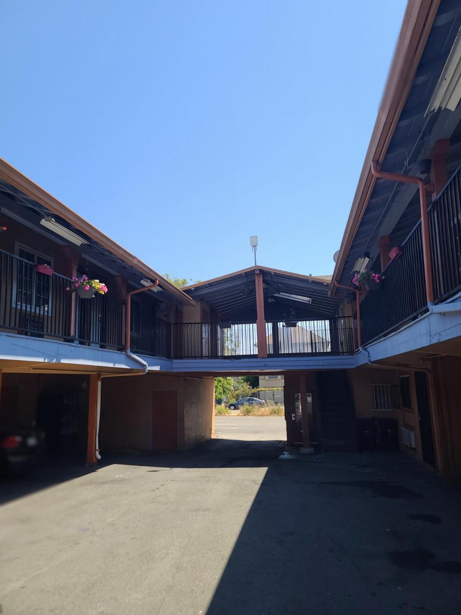 Nights Inn Motel photo 18