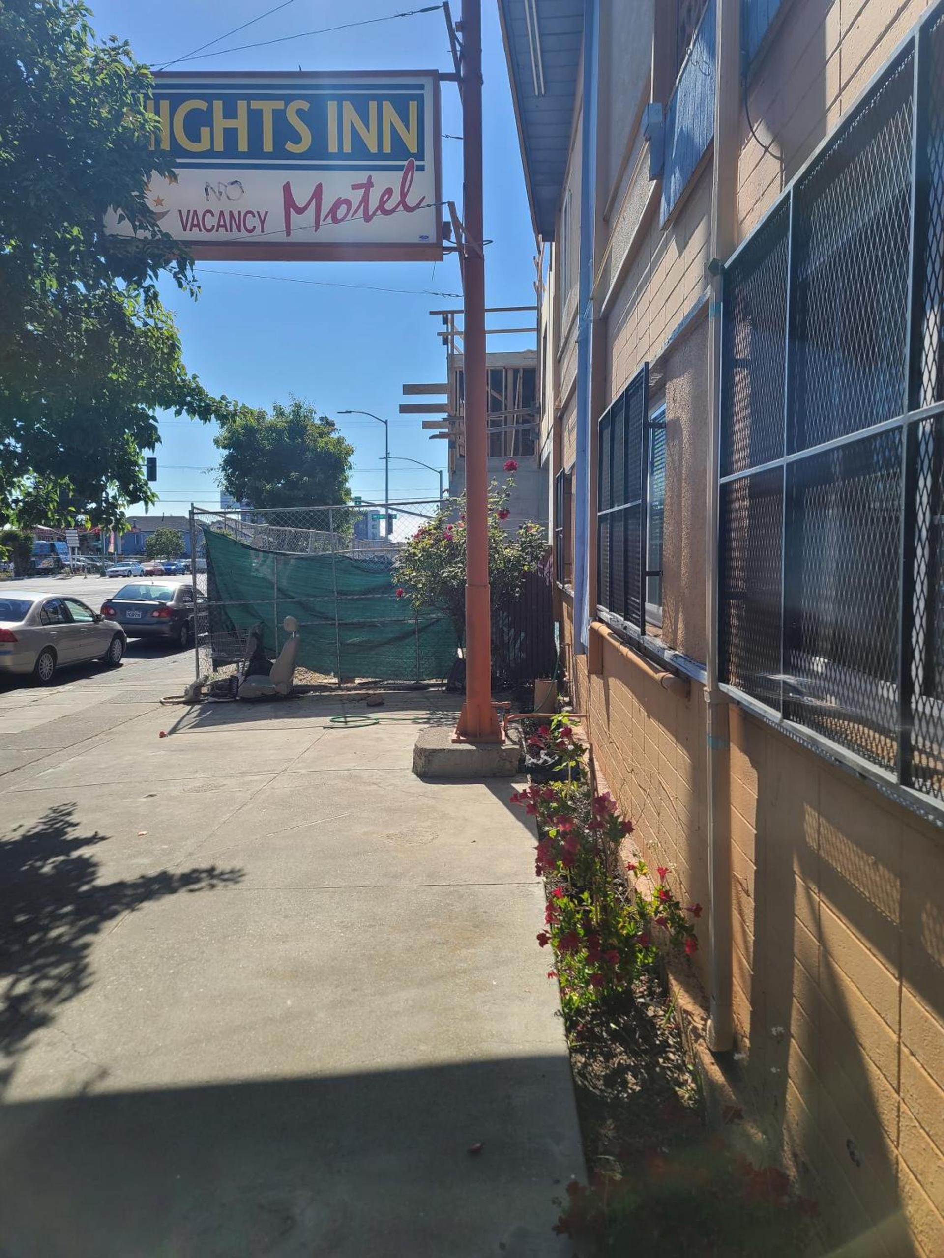 Nights Inn Motel photo 30