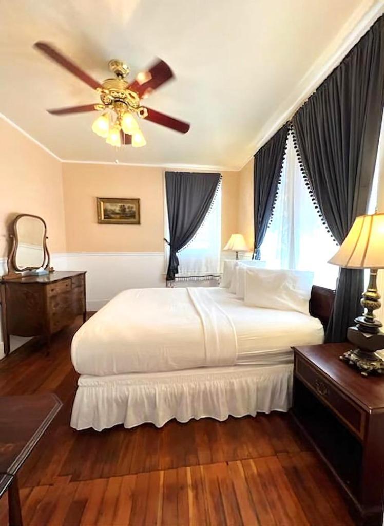 Copper Queen Hotel photo 28