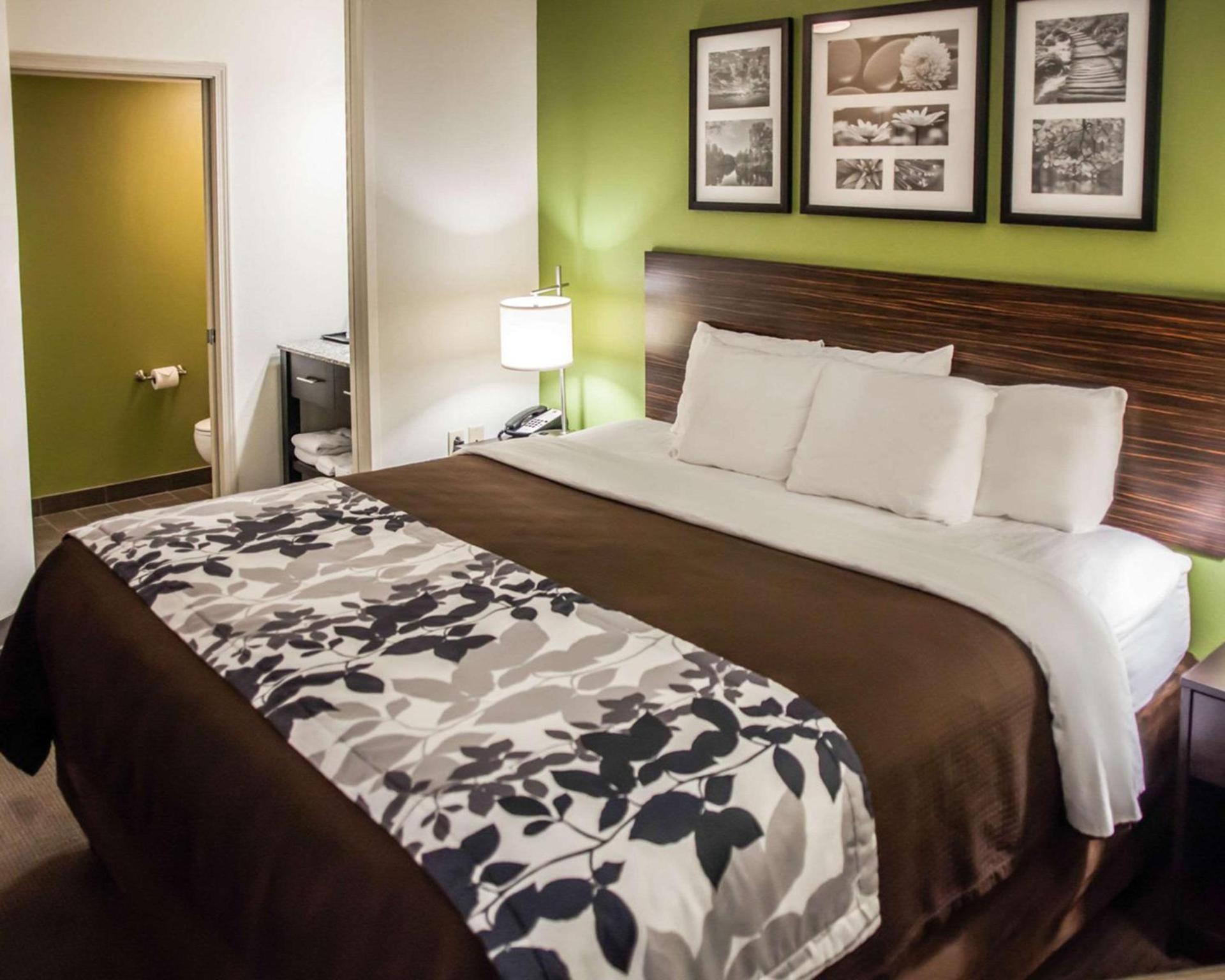 Garner Hotel Topeka West by IHG photo 11