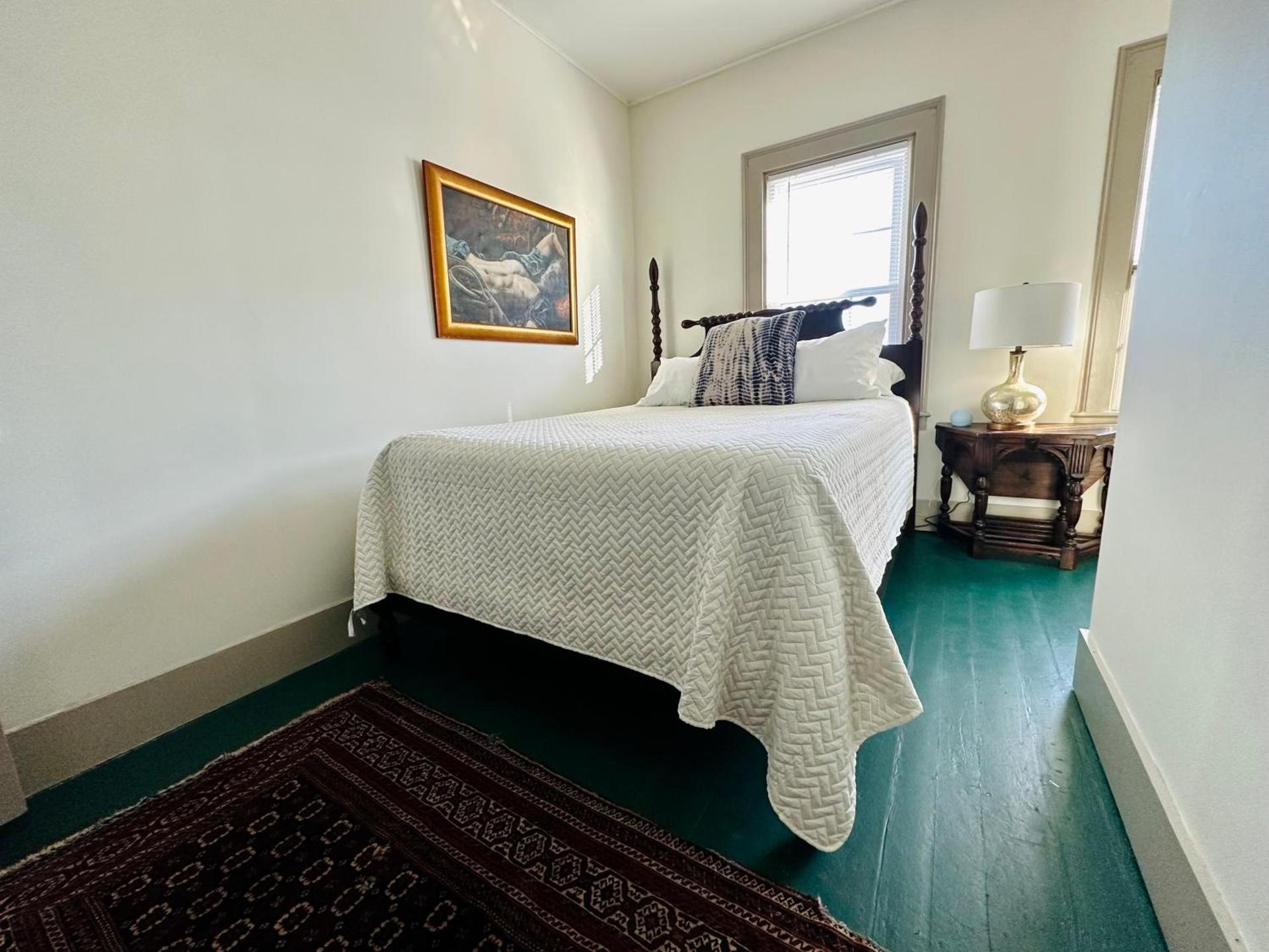 Gifford House photo 63