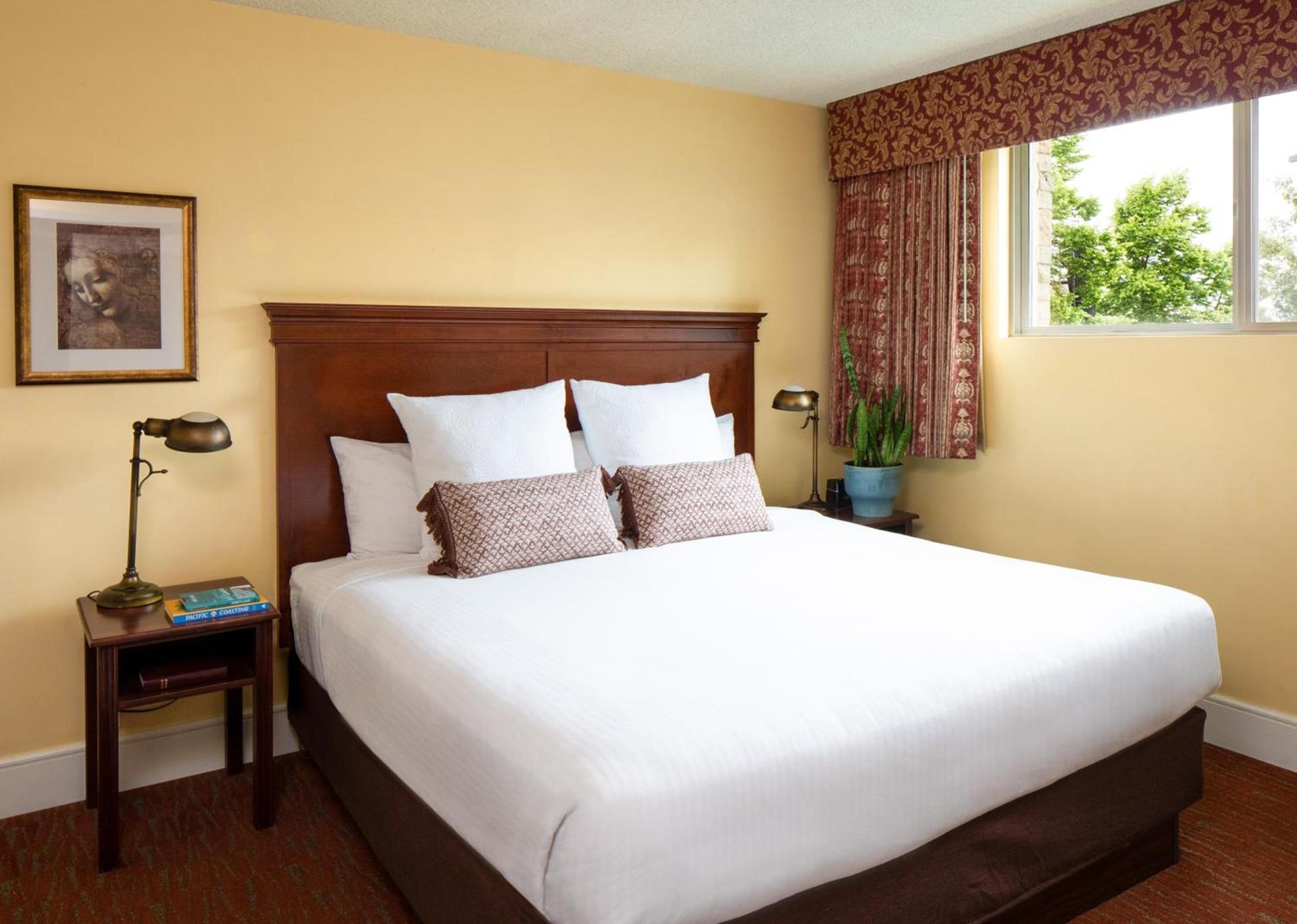 Park Lane Suites & Inn photo 22
