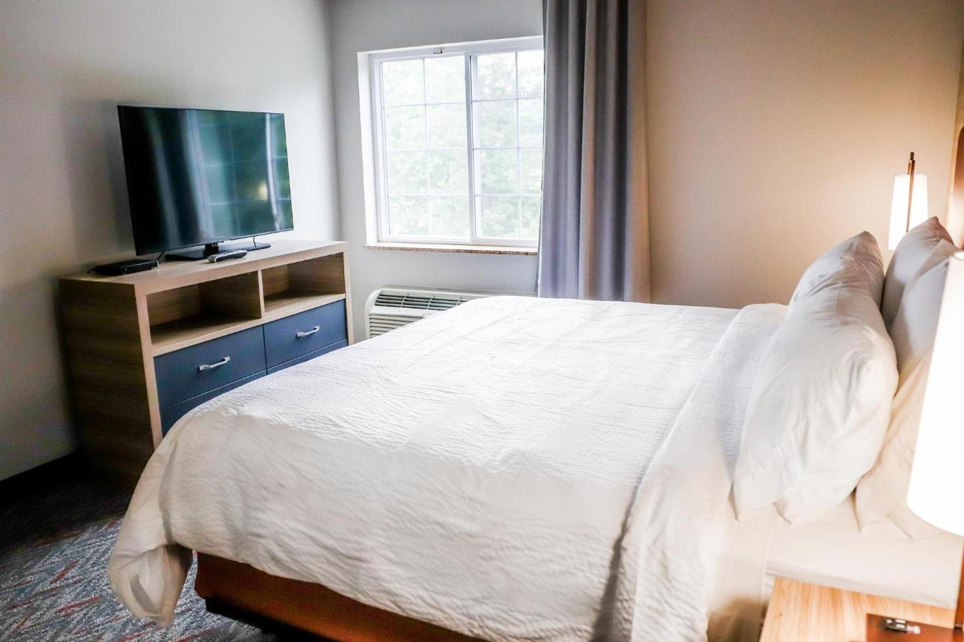 Candlewood Suites Richmond Airport by IHG photo 65